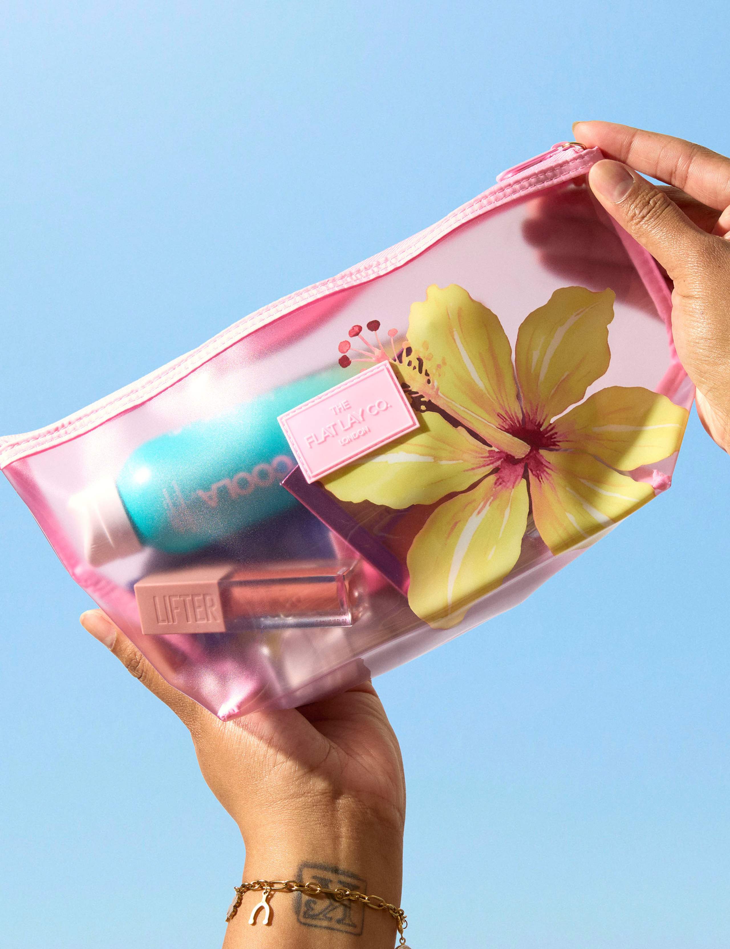 Essential Makeup Pouch 6 of 8