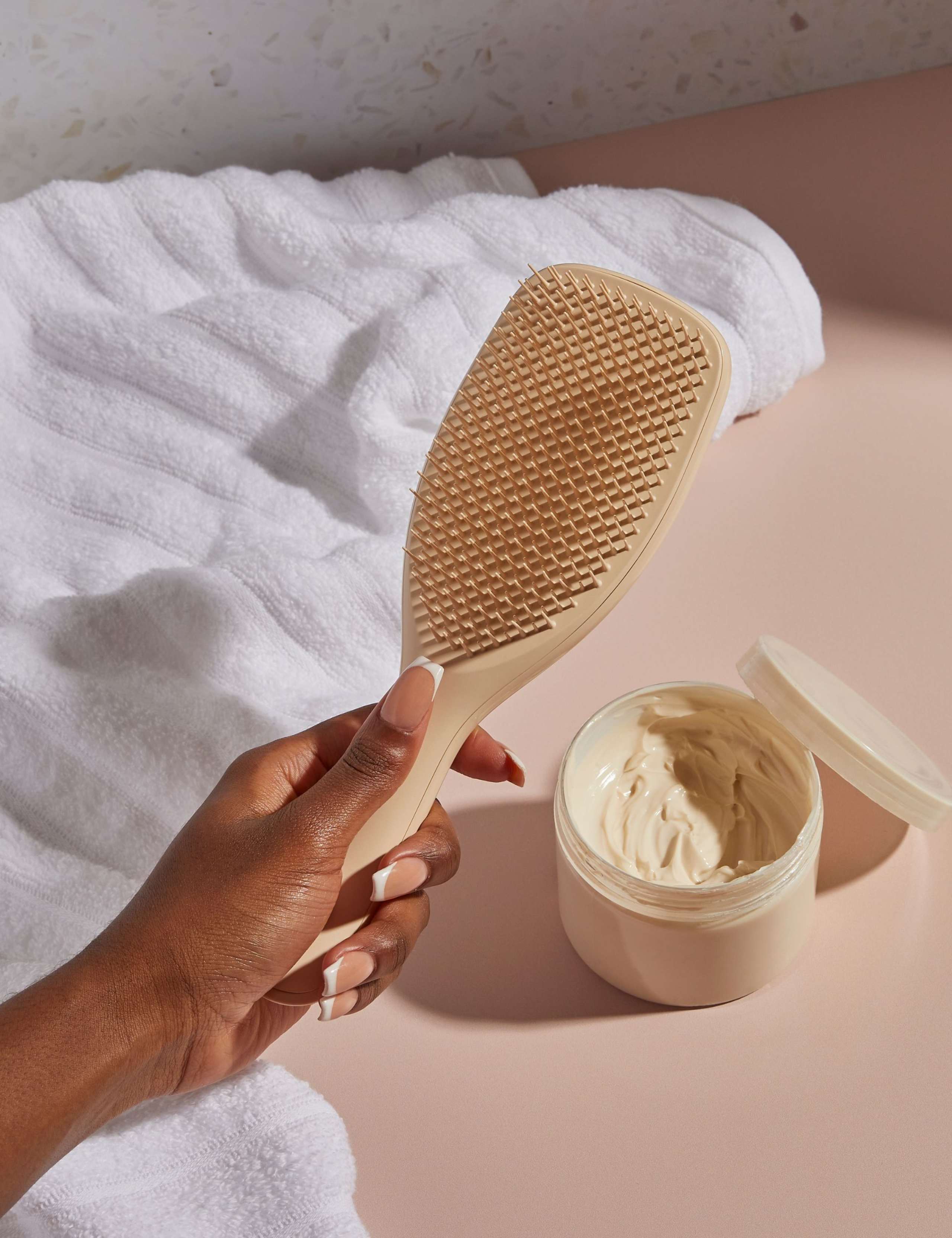 The Ultimate Detangler Large 112 g 8 of 8