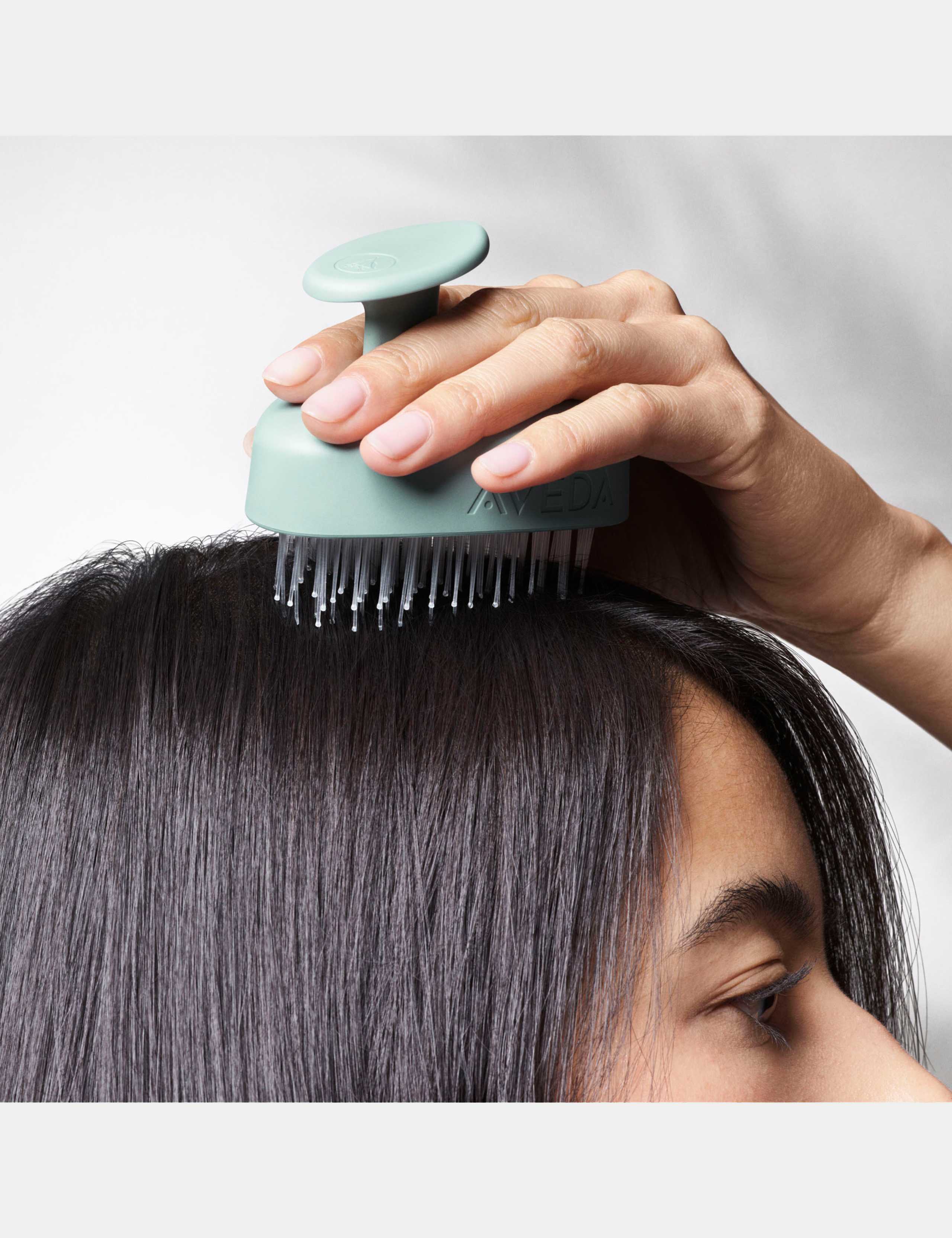Scalp Solutions Stimulating Scalp Massager 4 of 8