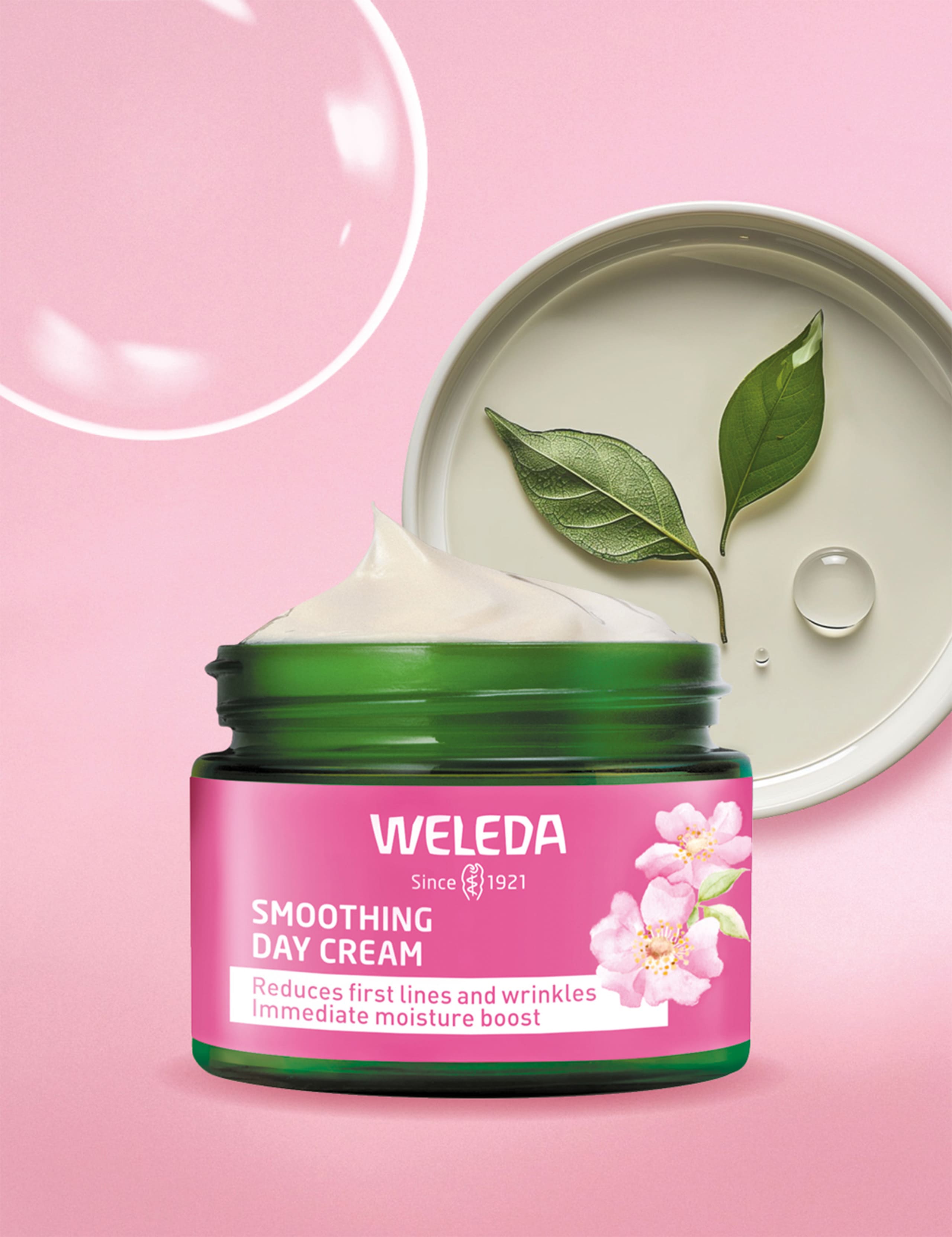 Wild Rose & White Tea Smoothing Day Cream 40ml 3 of 4