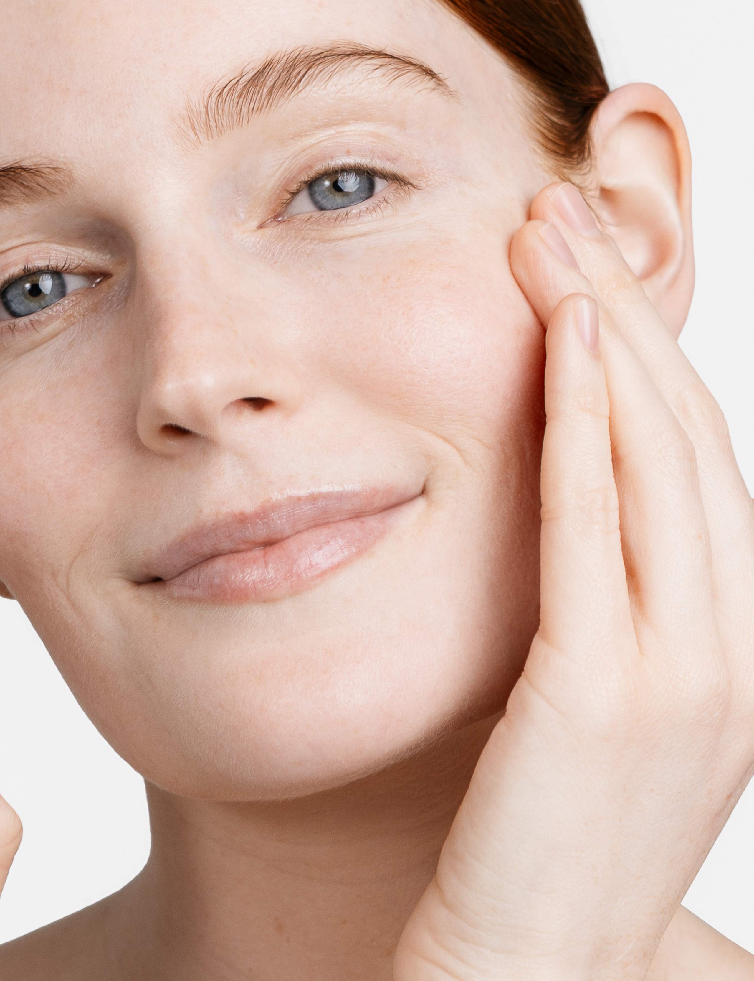 Chamomile Cleansing Milk 100ml 2 of 3