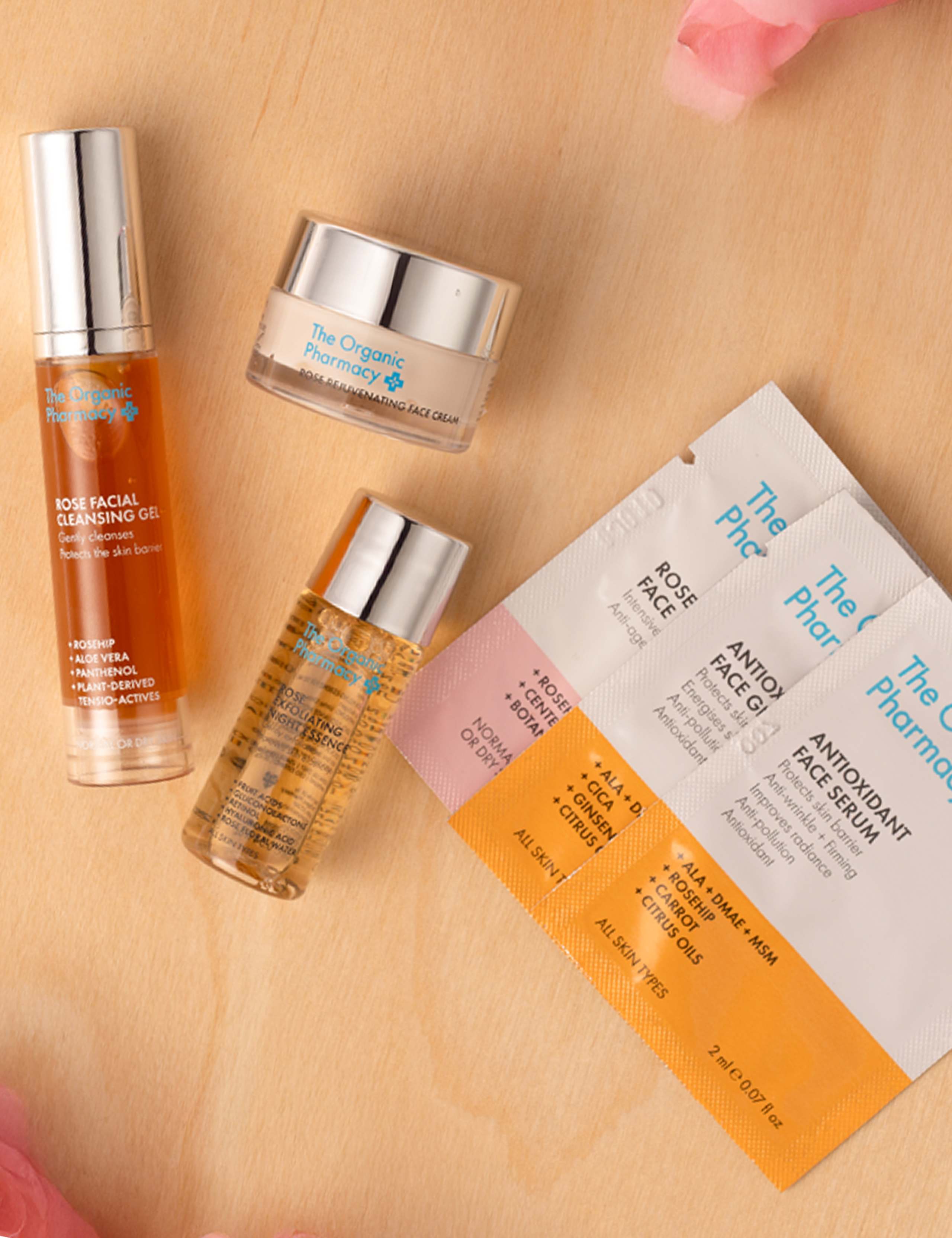 Advanced Anti-Ageing Skincare Kit 4 of 5