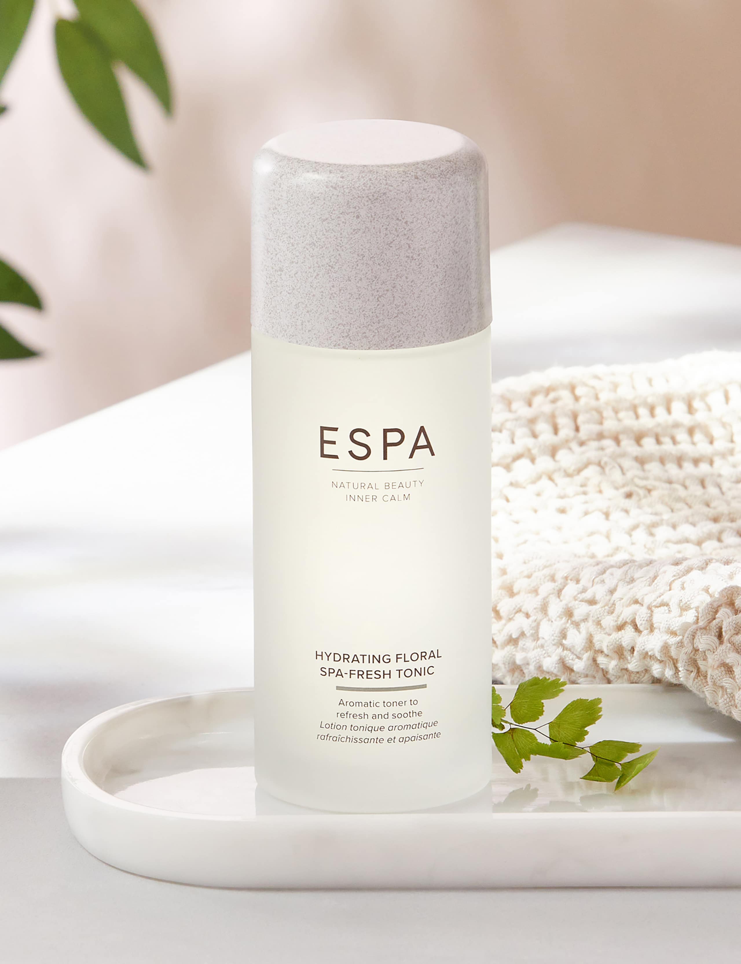 Hydrating Floral Spa Fresh Tonic 200ml 4 of 4