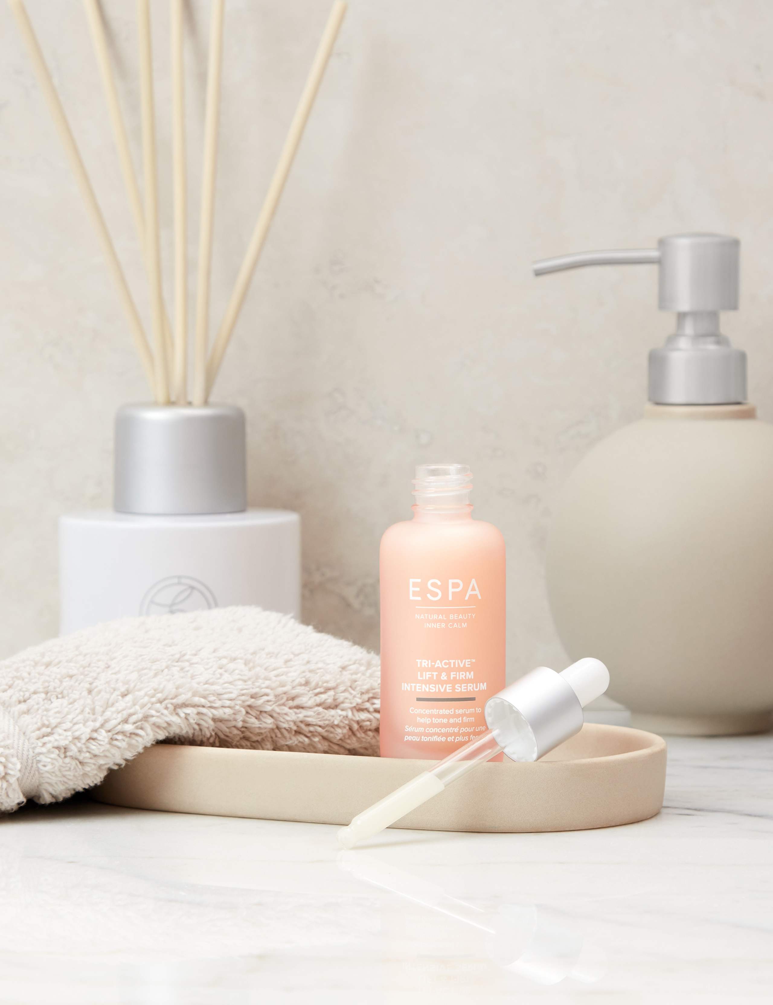 Tri-Active™ Lift & Firm Intensive Serum 30ml 4 of 4