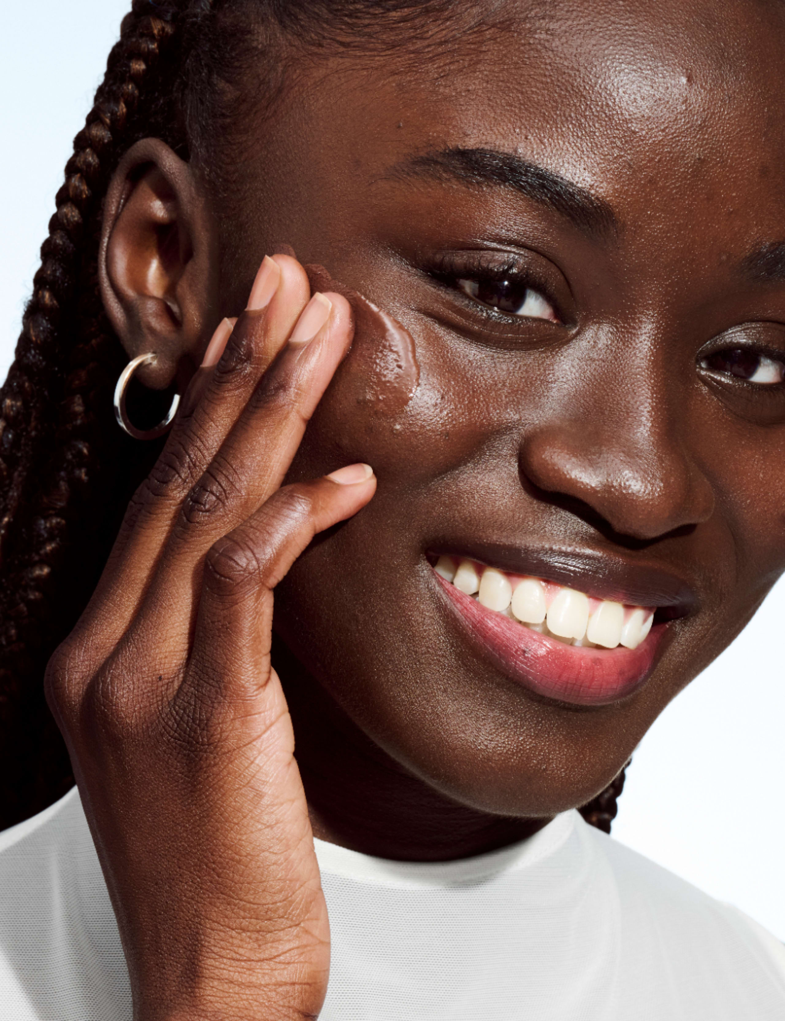 Even Better Clinical™ Vitamin Makeup SPF 50 30ml 10 of 10