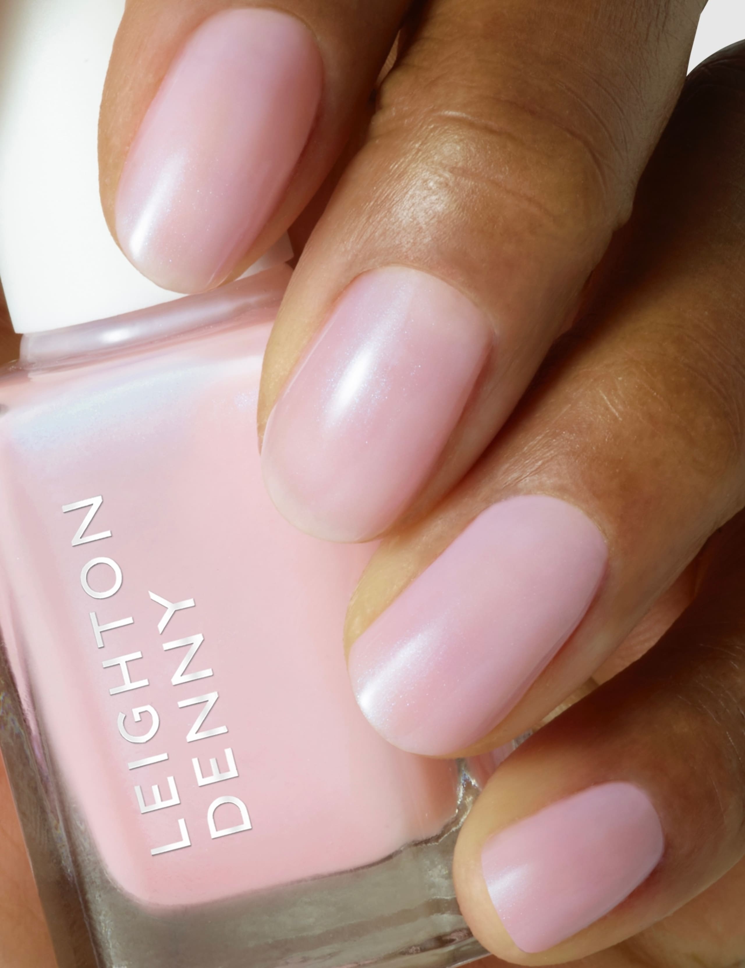 Nail Illuminator Blush Pink Brightening Nail Polish & Base Coat 13.5ml 4 of 4