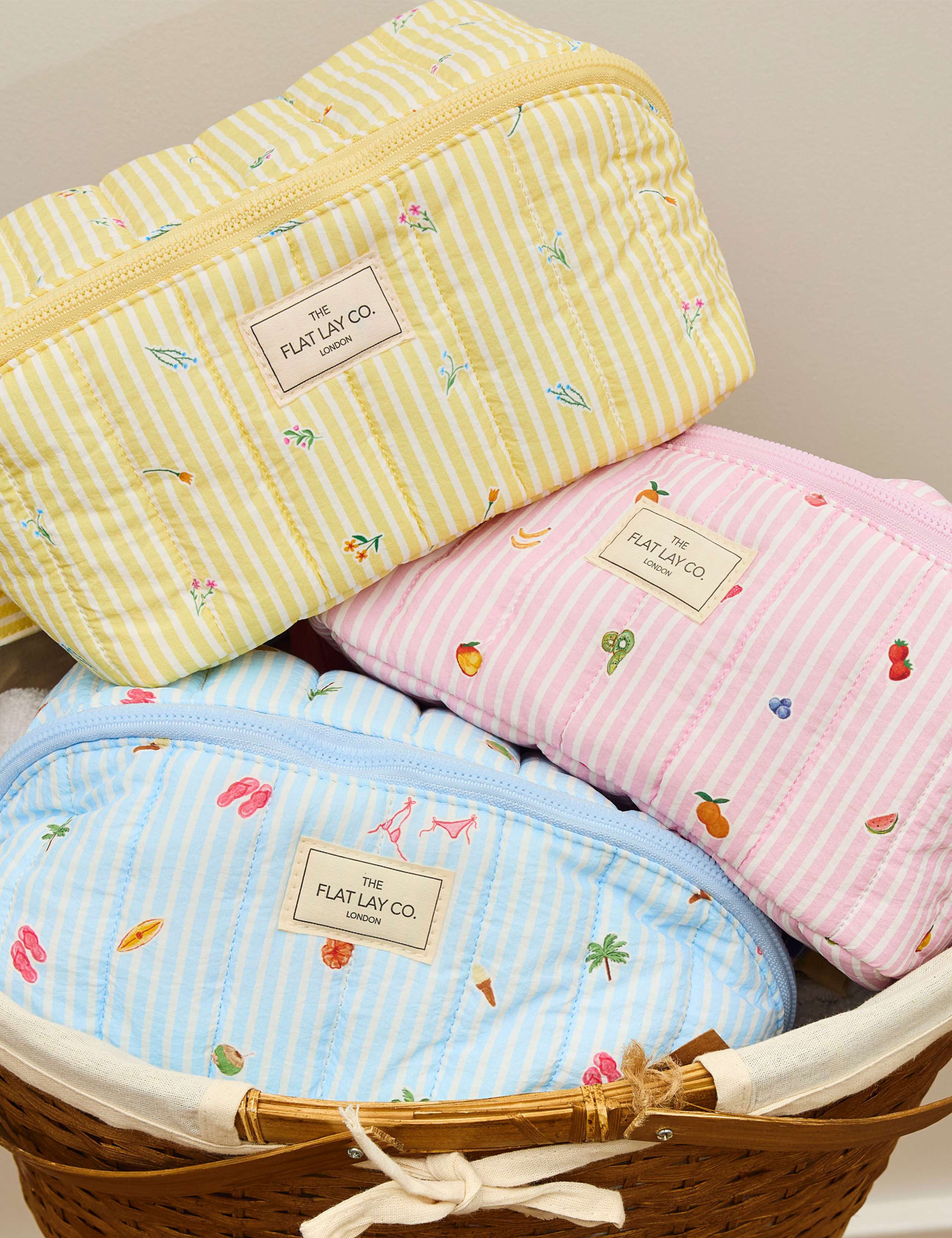 Marshmallow Flat Lay Makeup Box Bag 8 of 9