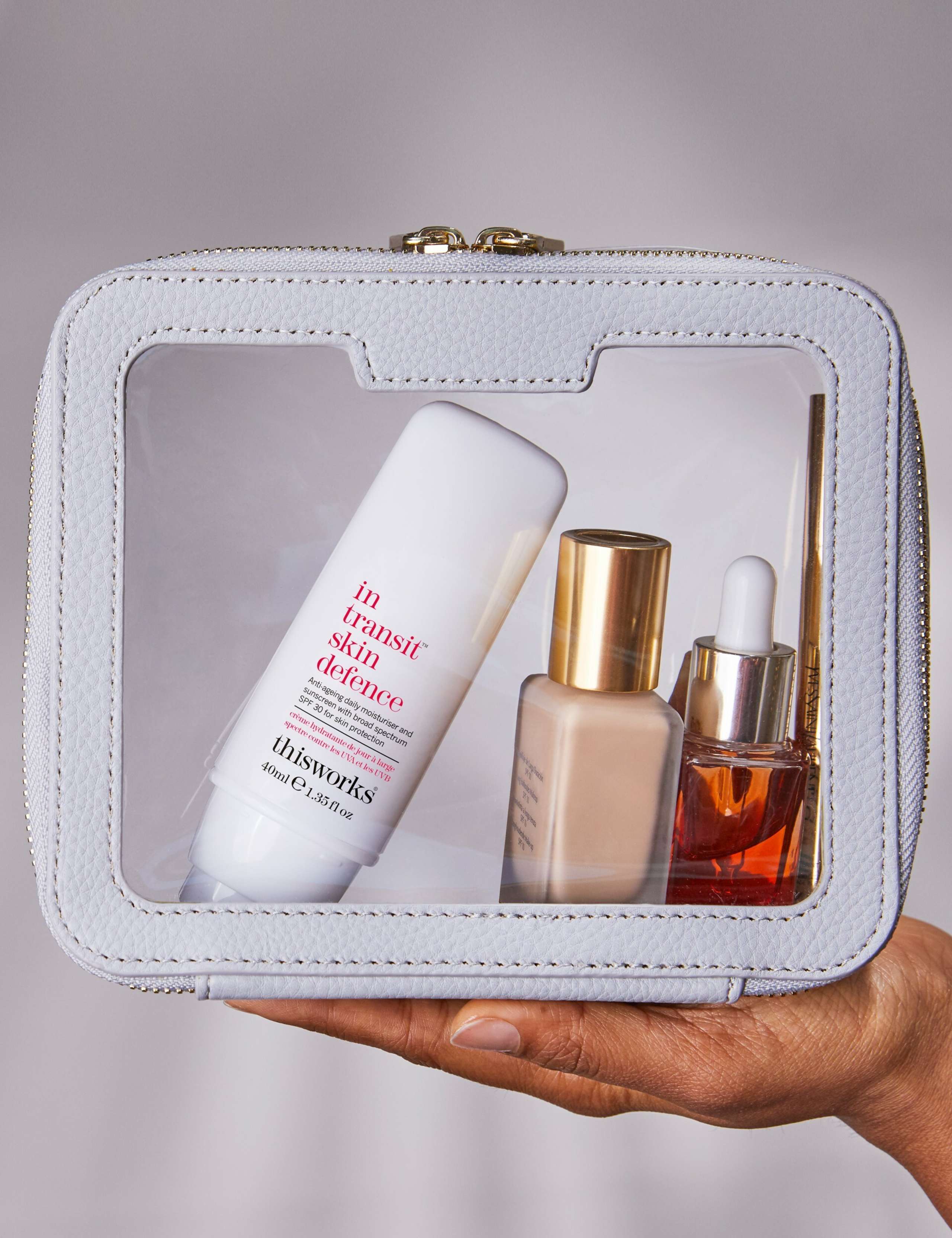 In Transit Skin Defence SPF 30 40ml 4 of 7