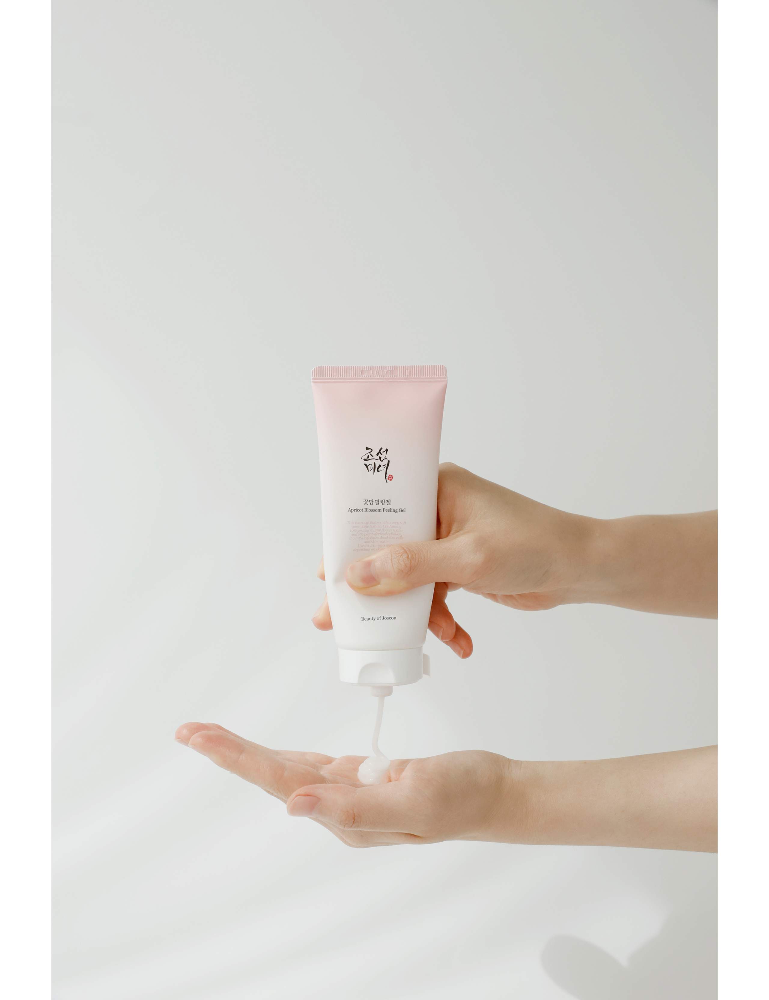 Apricot Blossom Peeling Gel 100ml 3 of 5