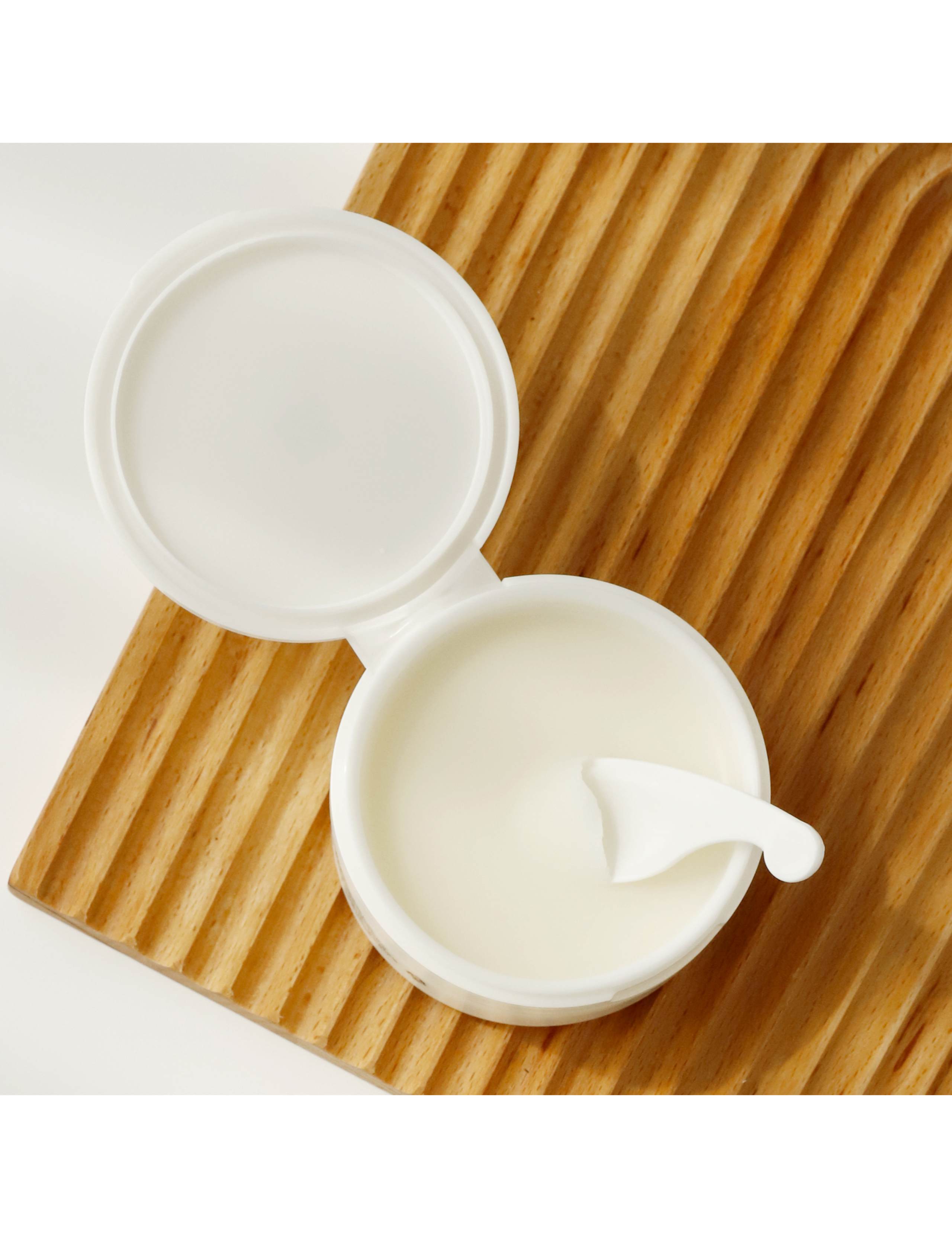 Radiance Cleansing Balm 100ml 3 of 7