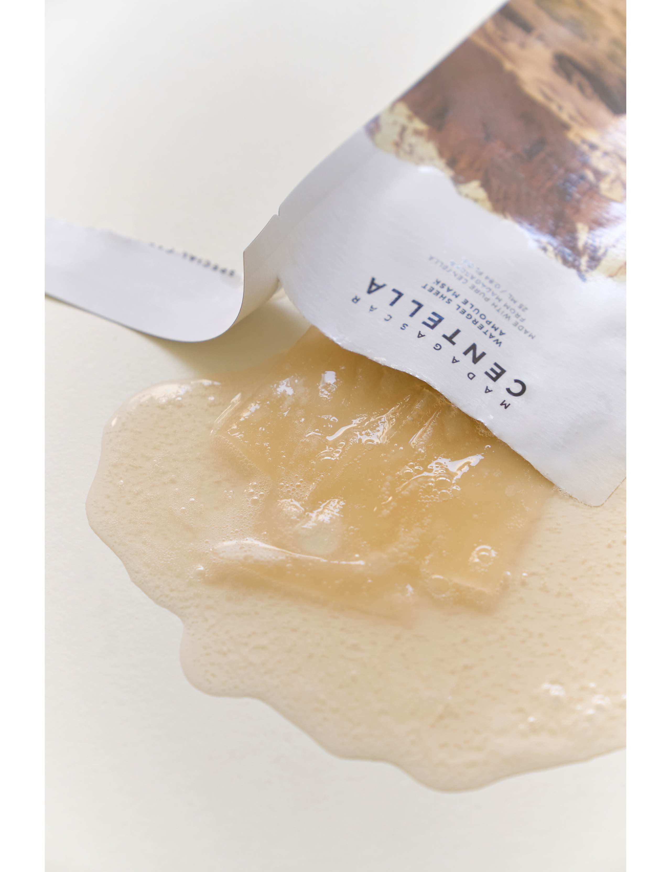 Mad. Centella Watergel Sheet Ampoule Mask 5 of 7