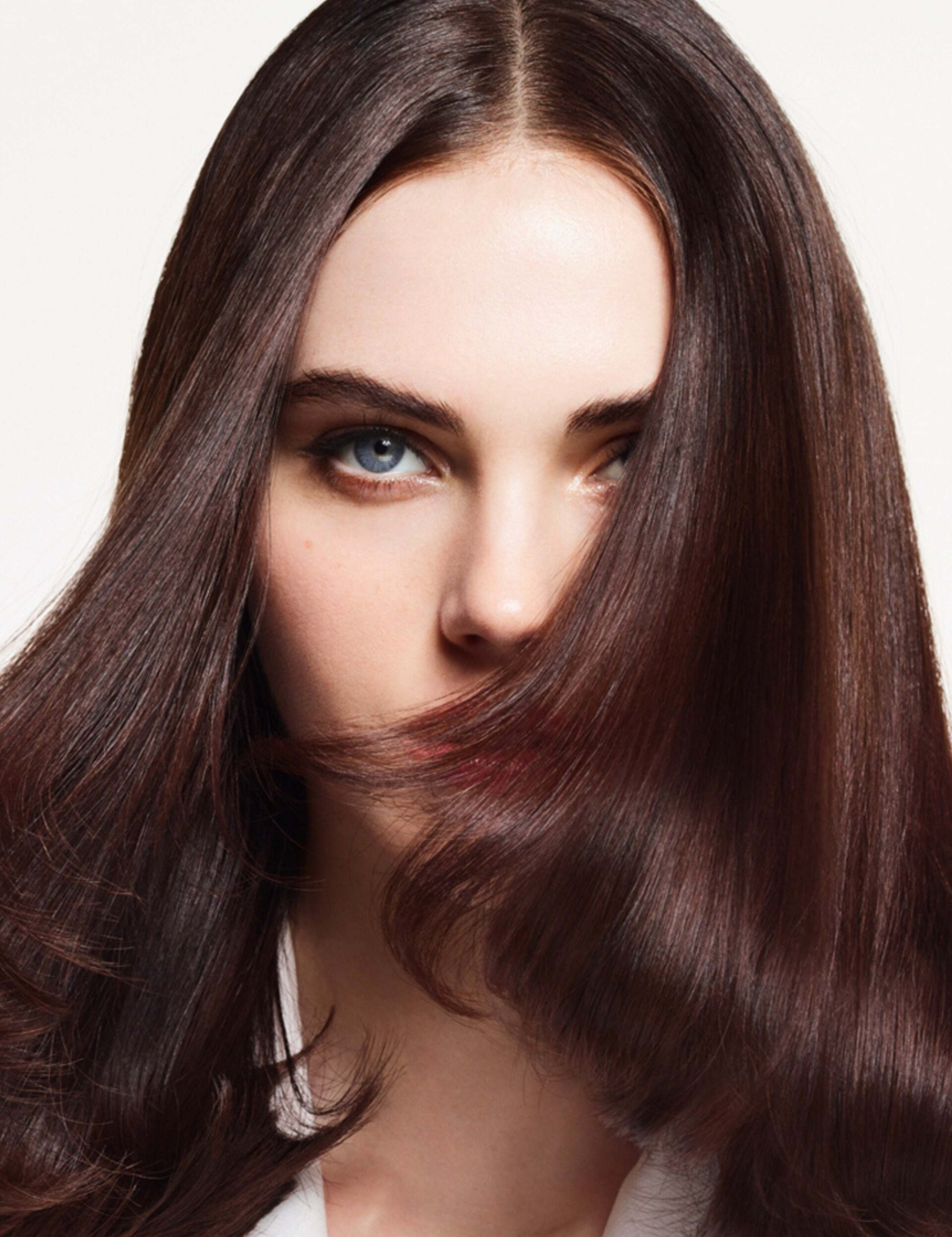 Light Nourishing Conditioner 200ml 2 of 9