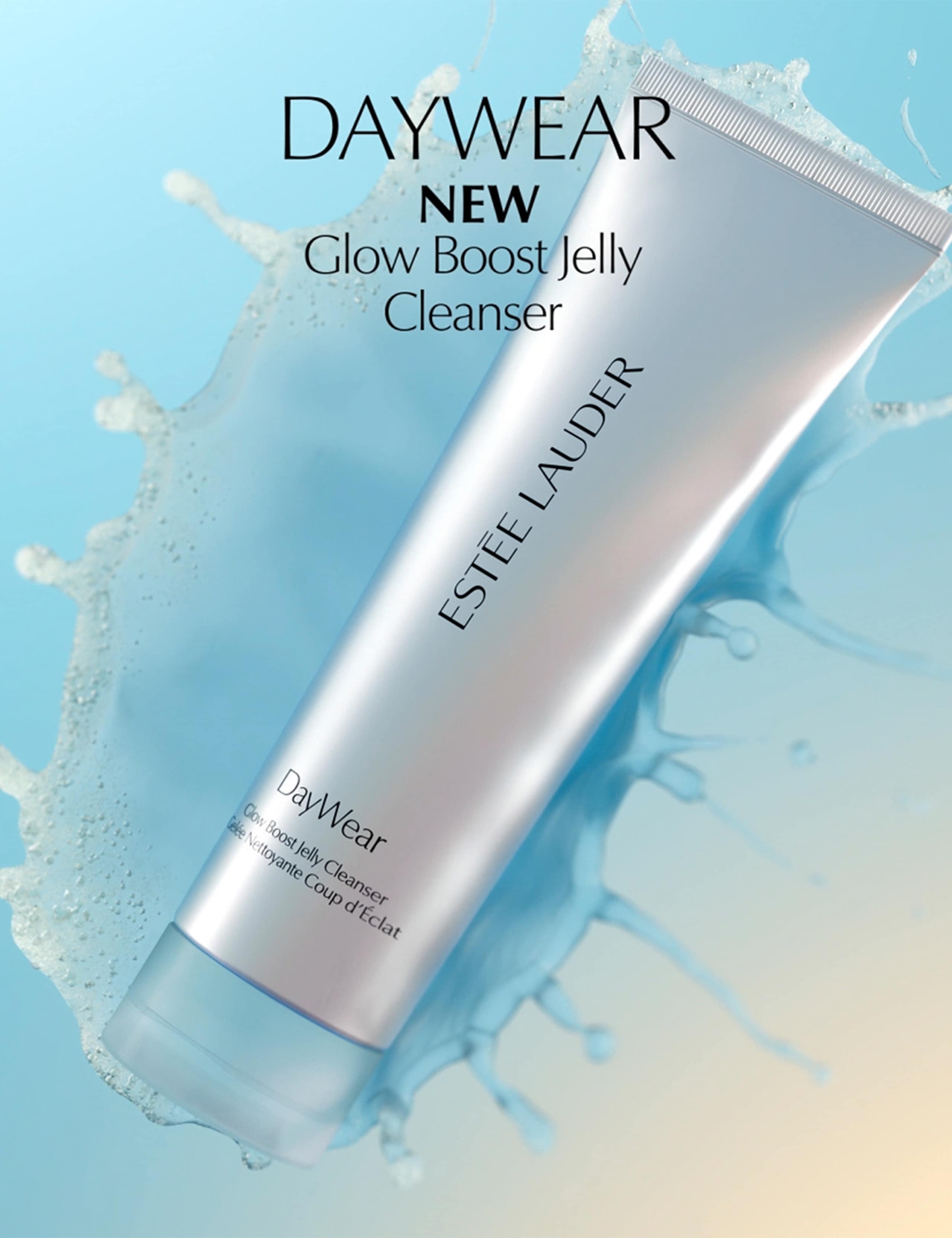DayWear Glow Boost Gel Cleanser 125ml 7 of 9