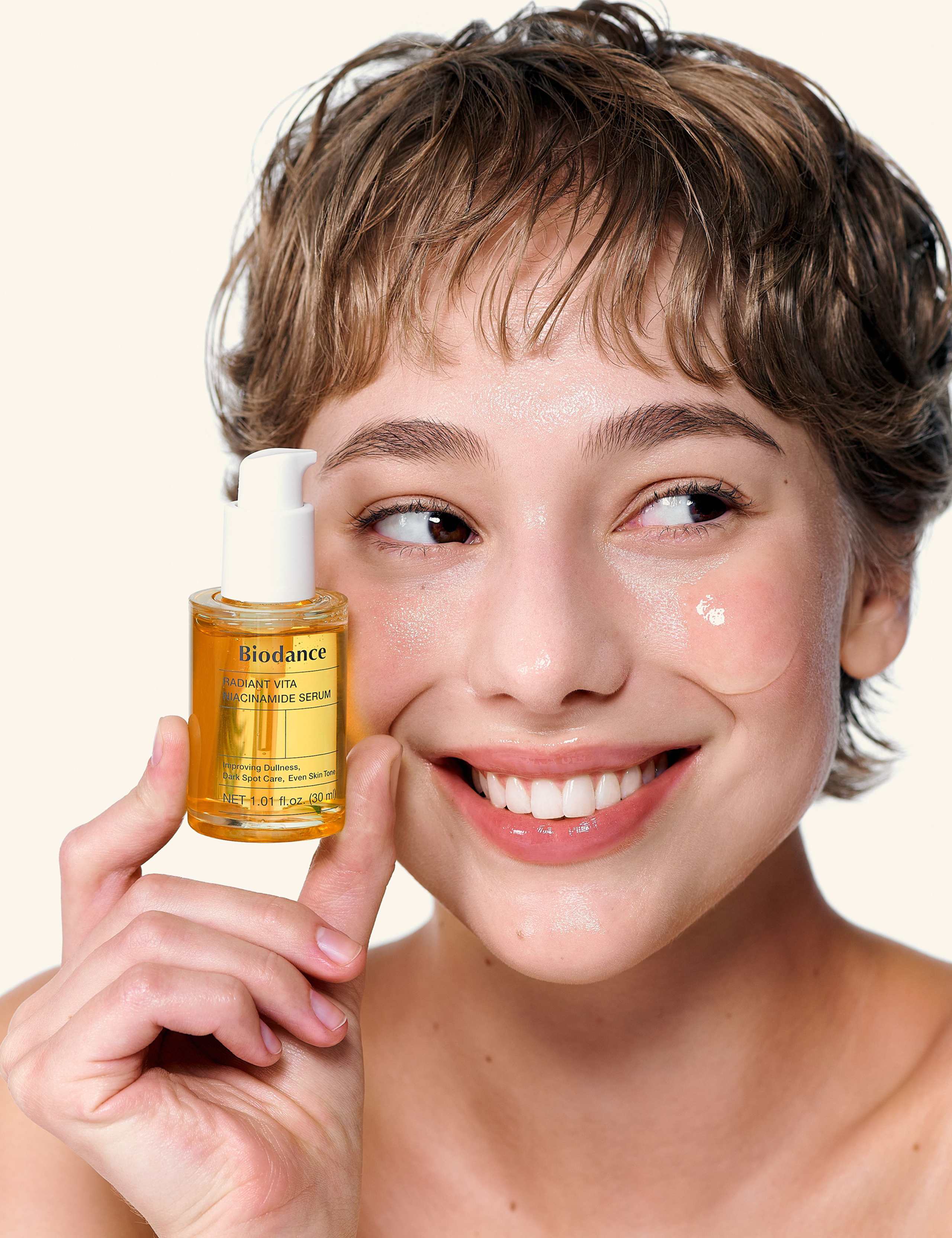 BIODANCE Radiant Vita Niacinamide Serum 30ml 4 of 5