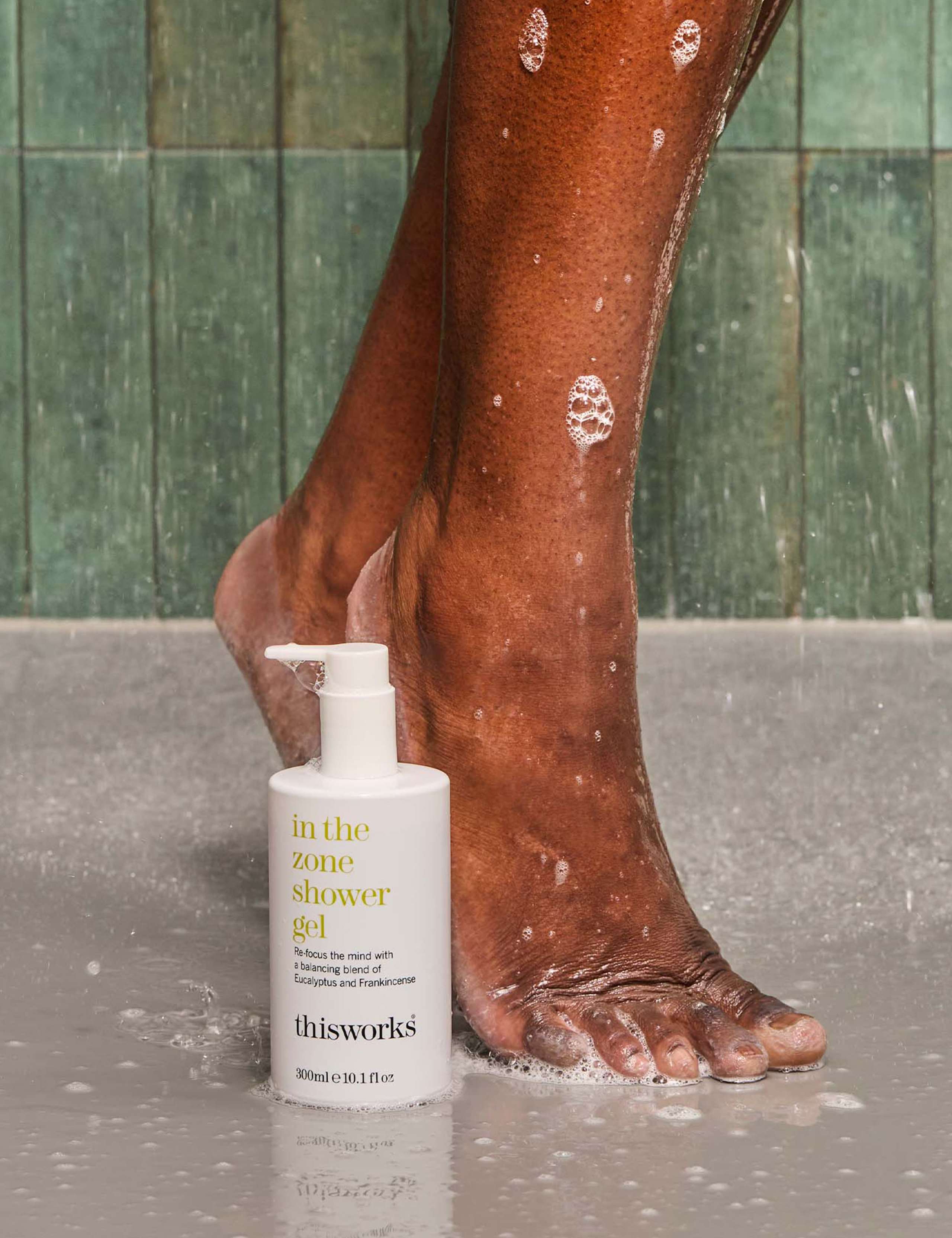 In The Zone Shower Gel 300ml 3 of 4