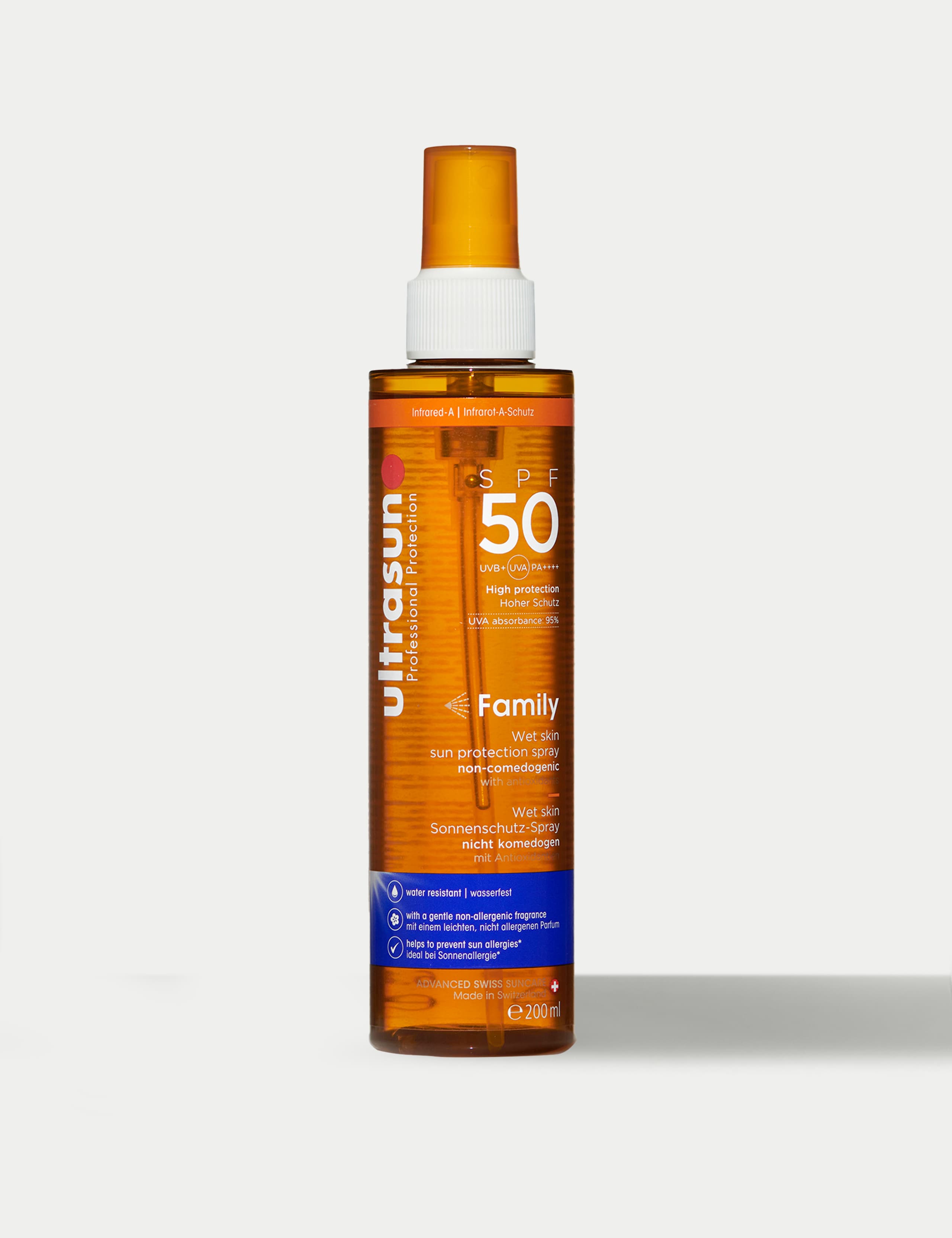 Family Wet Skin Spray SPF 50 200ml 1 of 1