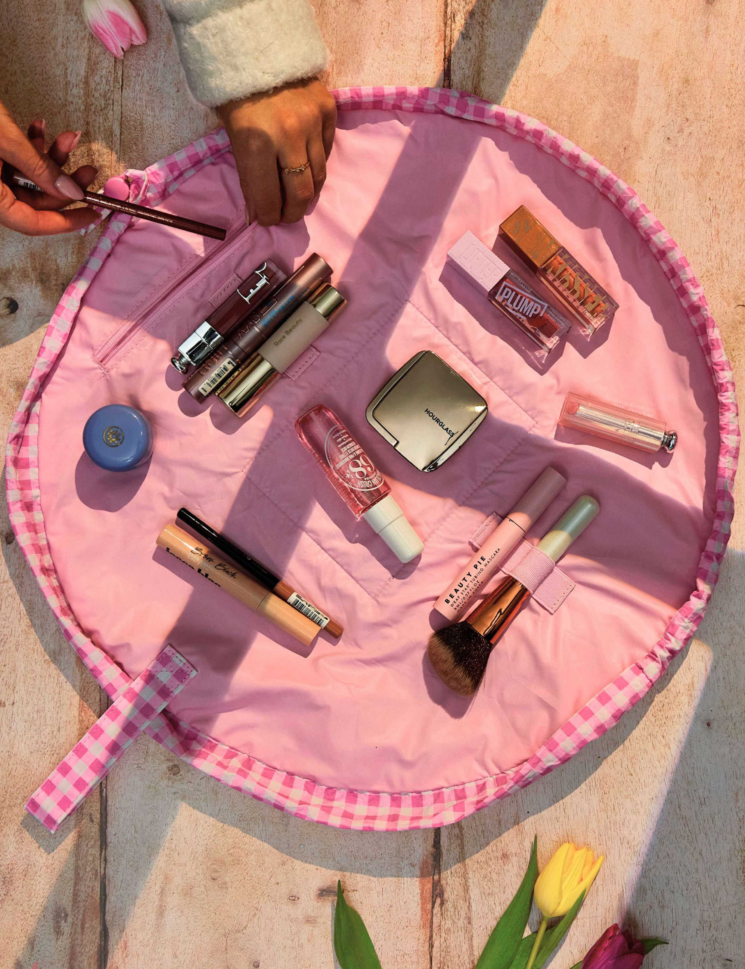Drawstring Flat Lay Makeup Bag - Pink Gingham 3 of 7