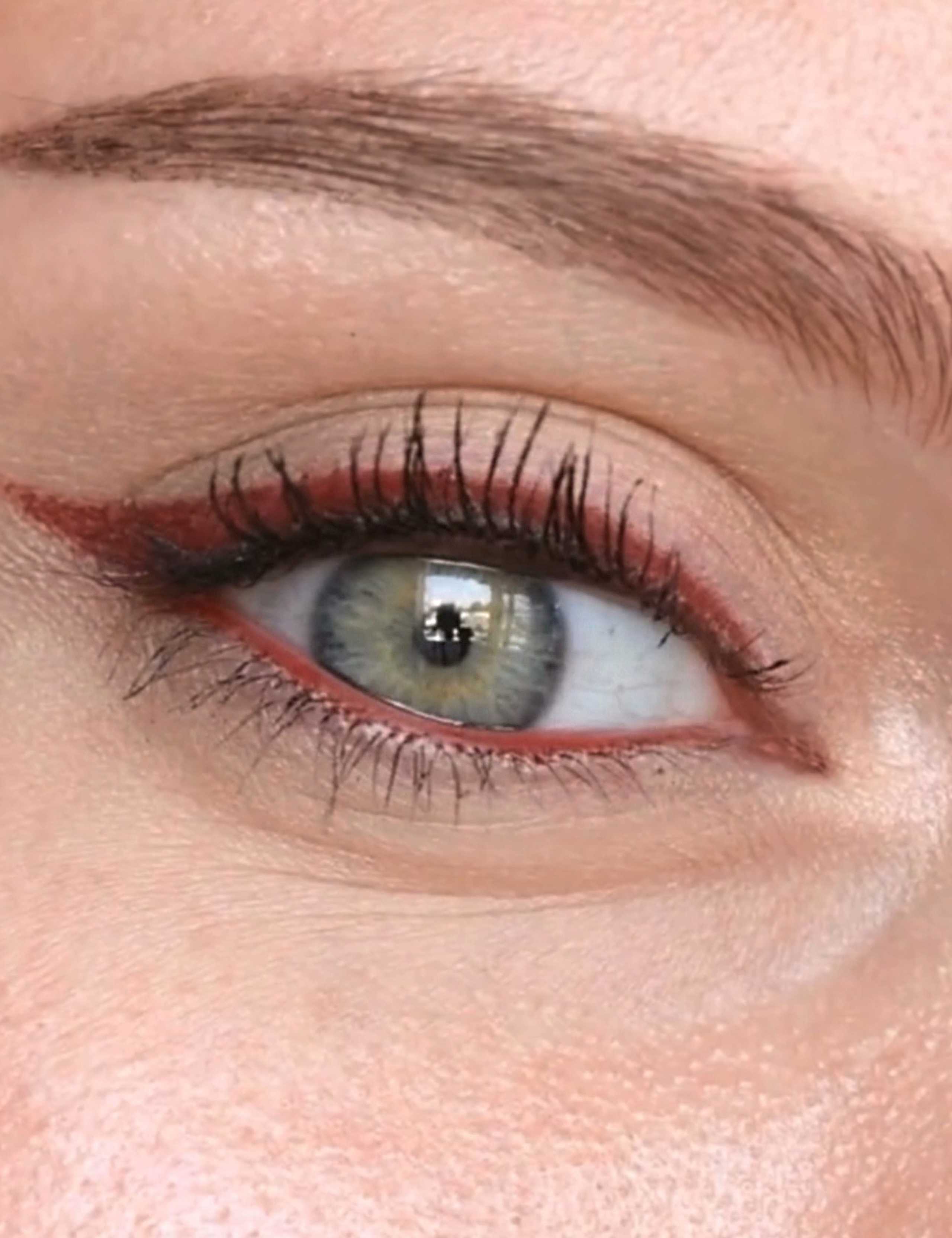 Satin Eyeliner 6 of 6