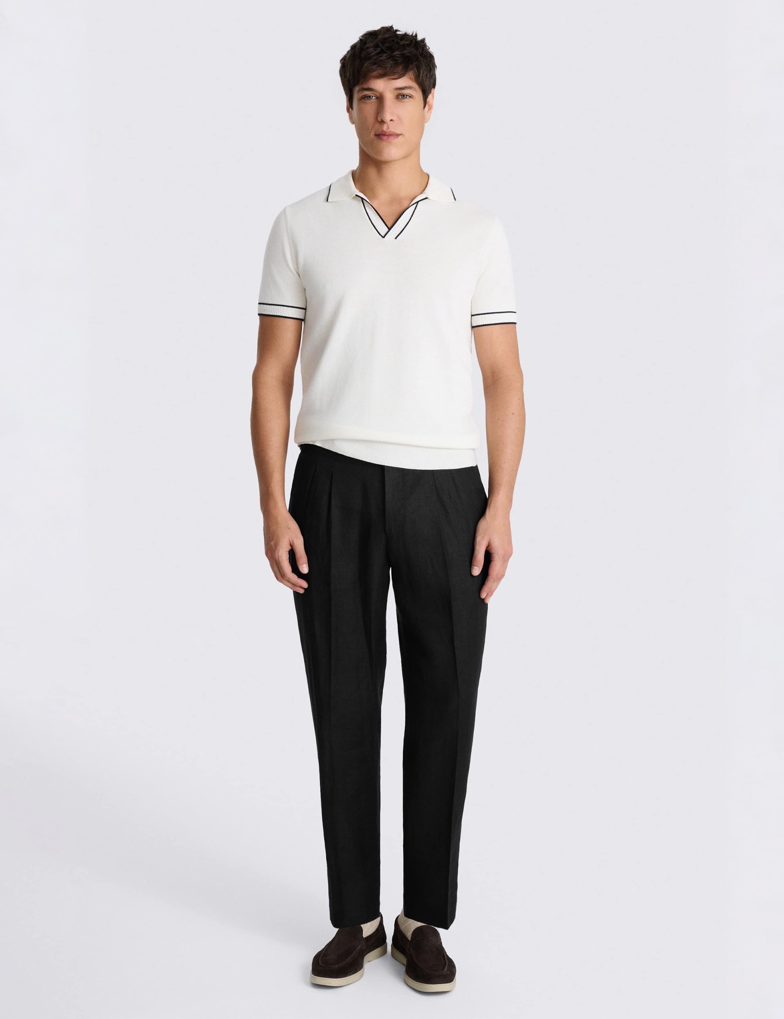 Tailored Fit Pure Linen Twin Pleat Trousers 2 of 4