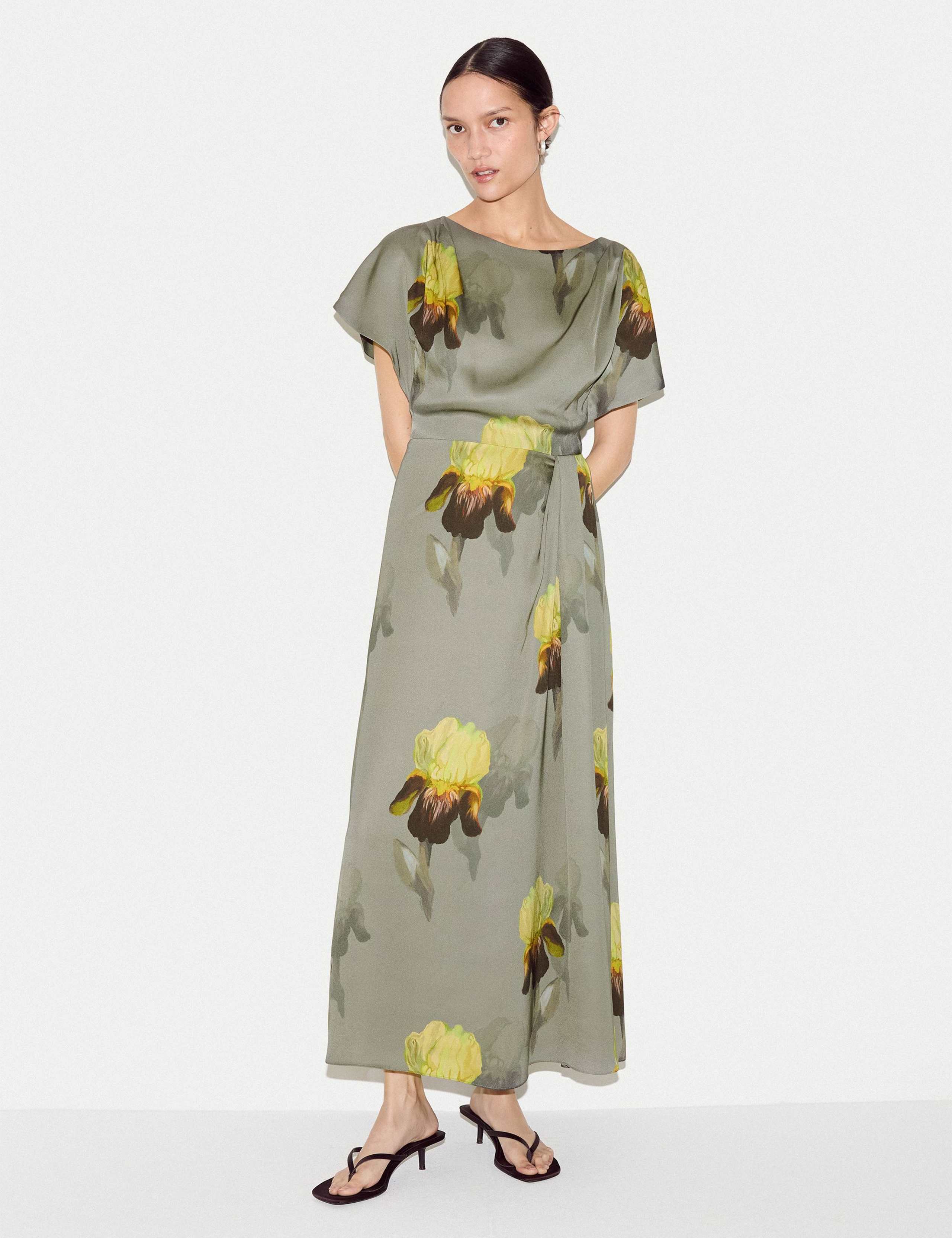 Floral Slash Neck Midaxi Waisted Dress 3 of 7