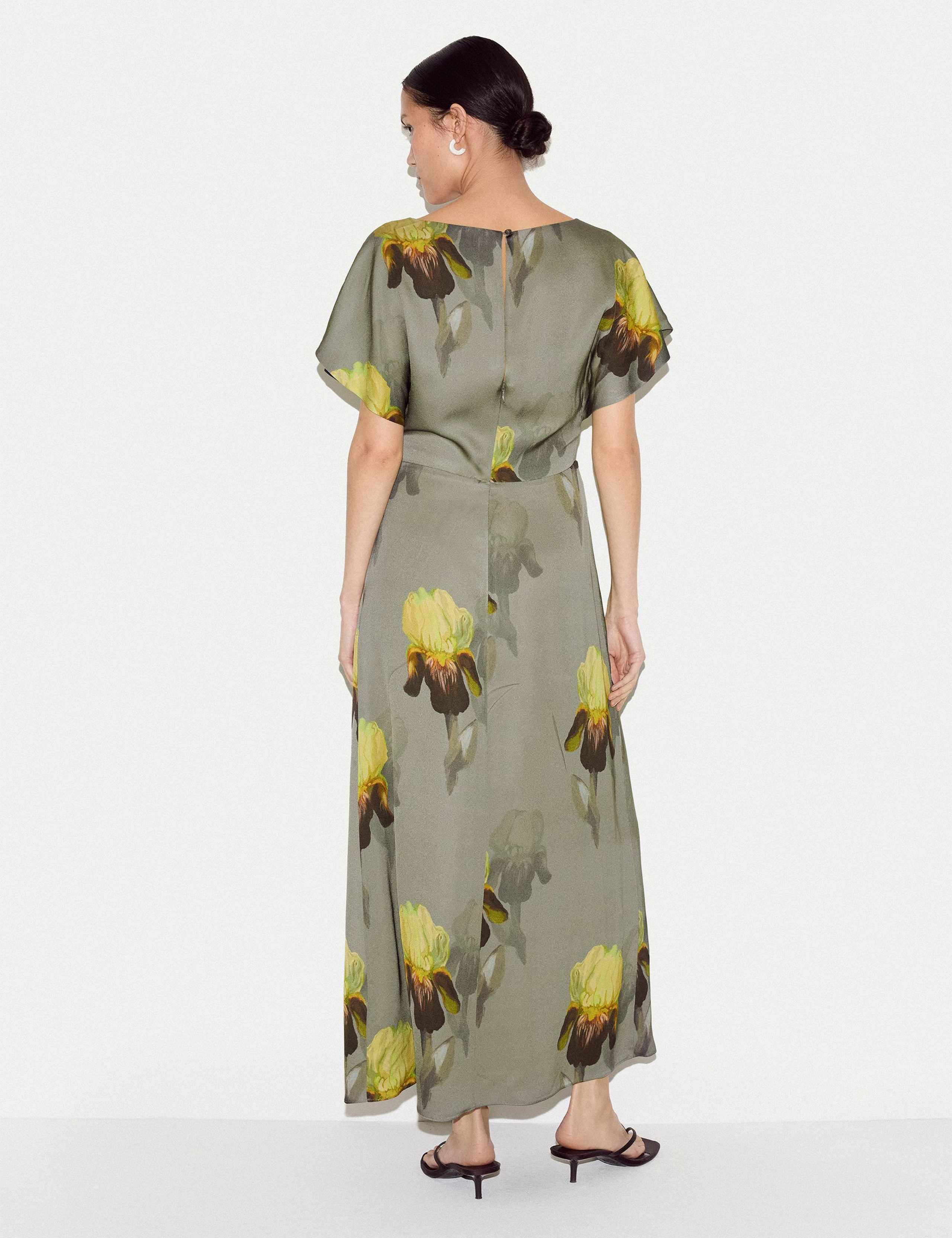 Floral Slash Neck Midaxi Waisted Dress 4 of 7