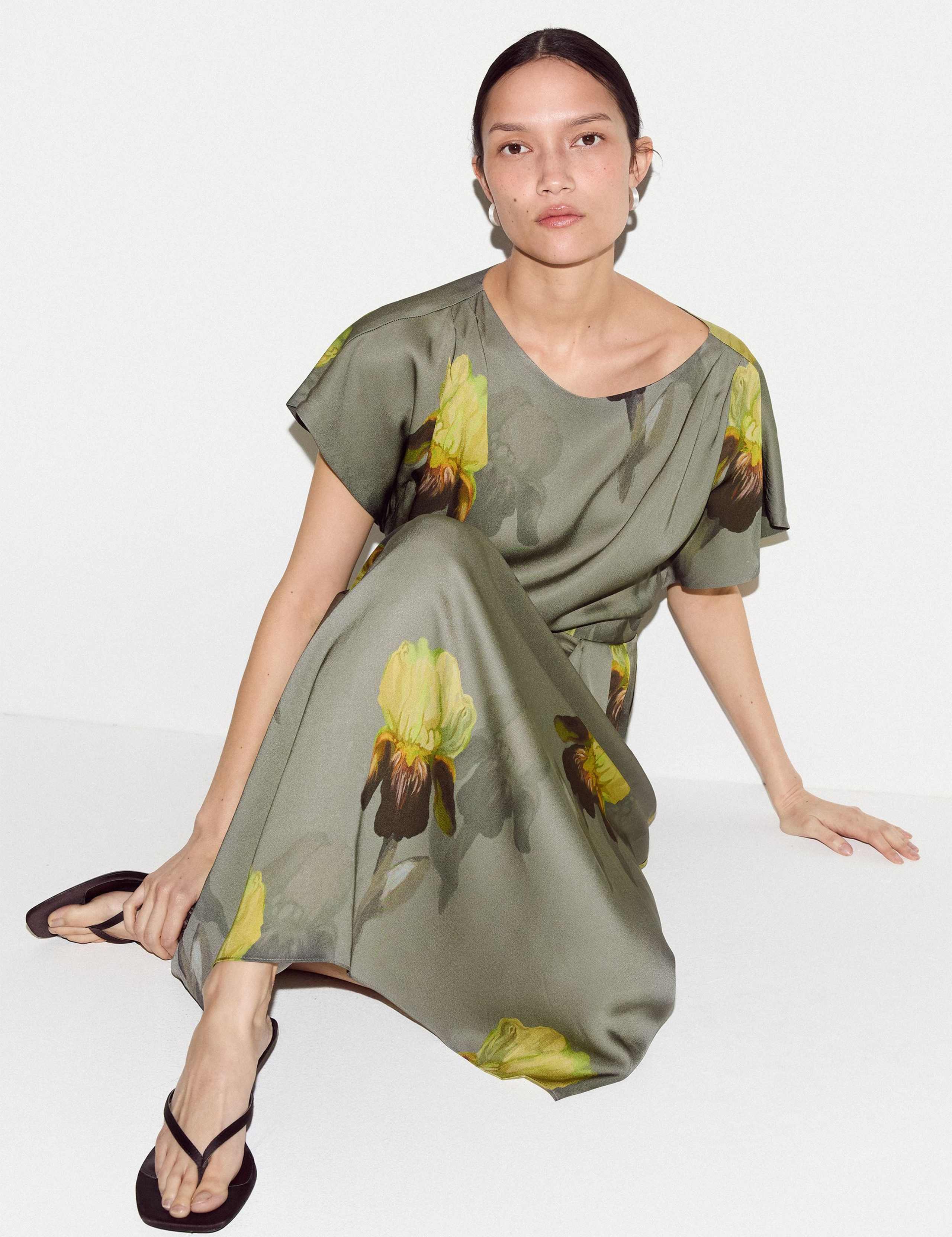 Floral Slash Neck Midaxi Waisted Dress 5 of 7