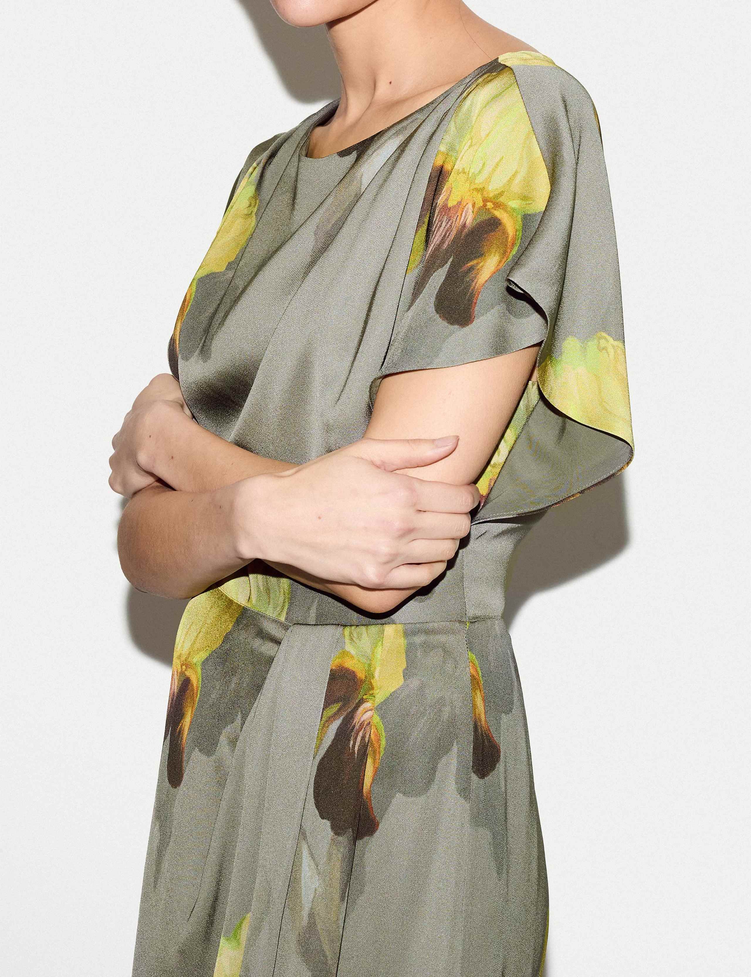 Floral Slash Neck Midaxi Waisted Dress 7 of 7