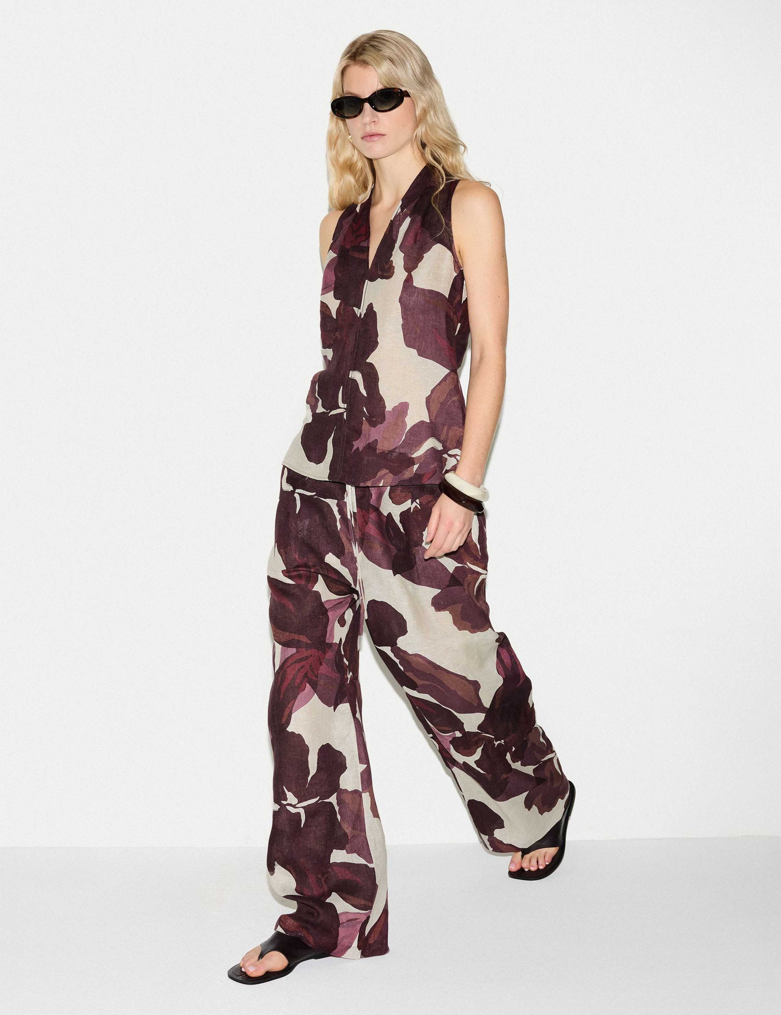 Pure Linen V-Neck Top 5 of 7