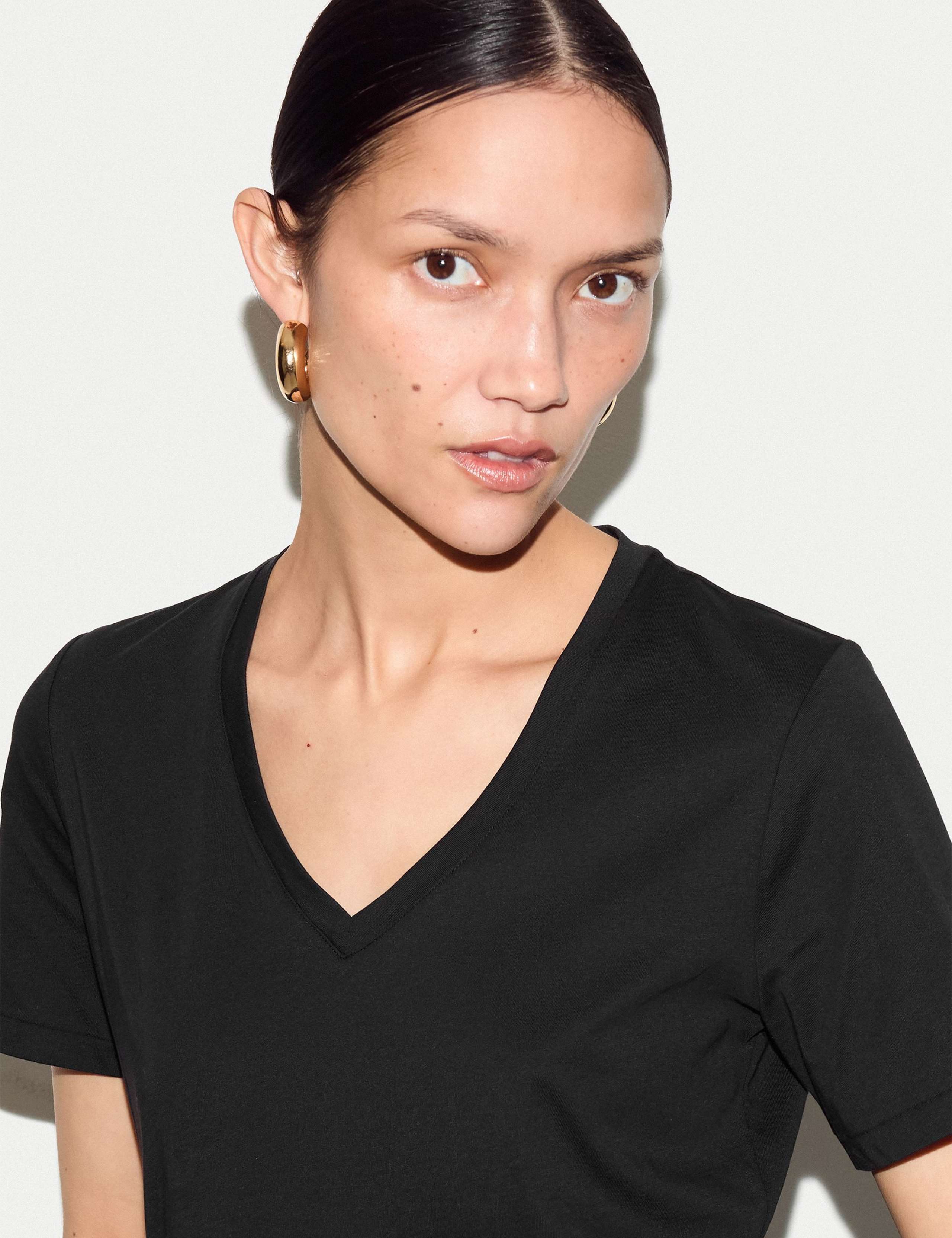 Pure Cotton V-Neck T-Shirt 5 of 5
