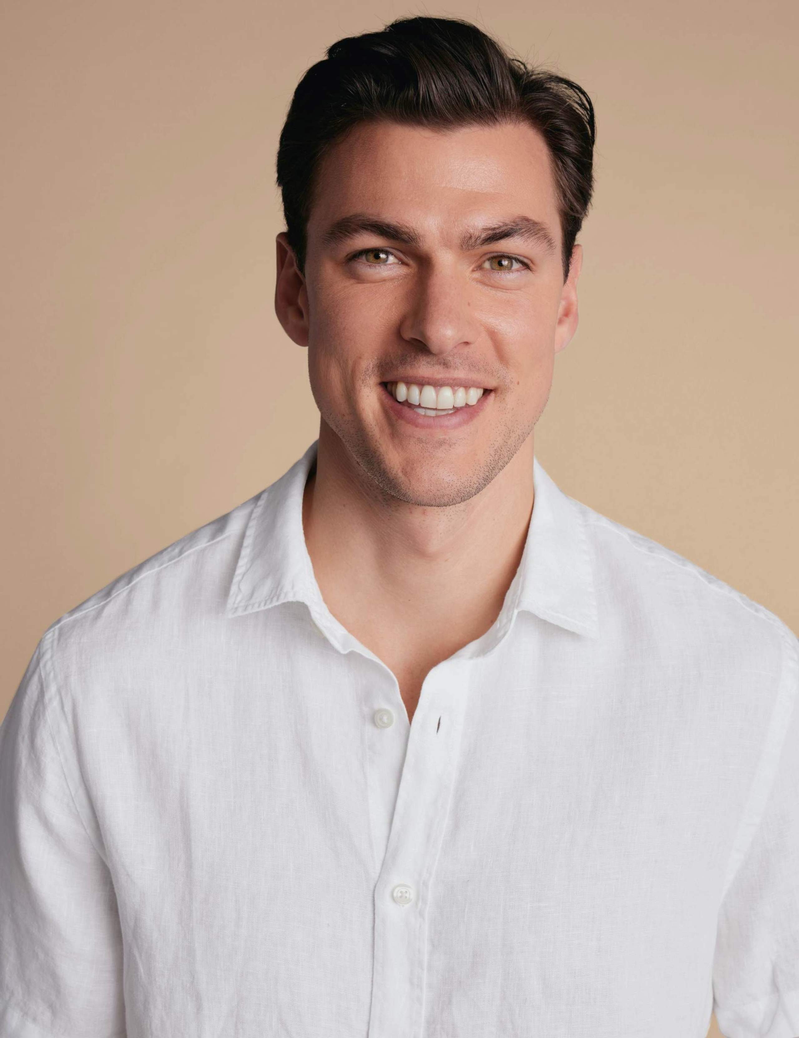 Slim Fit Pure Linen Short Sleeve Shirt 4 of 5