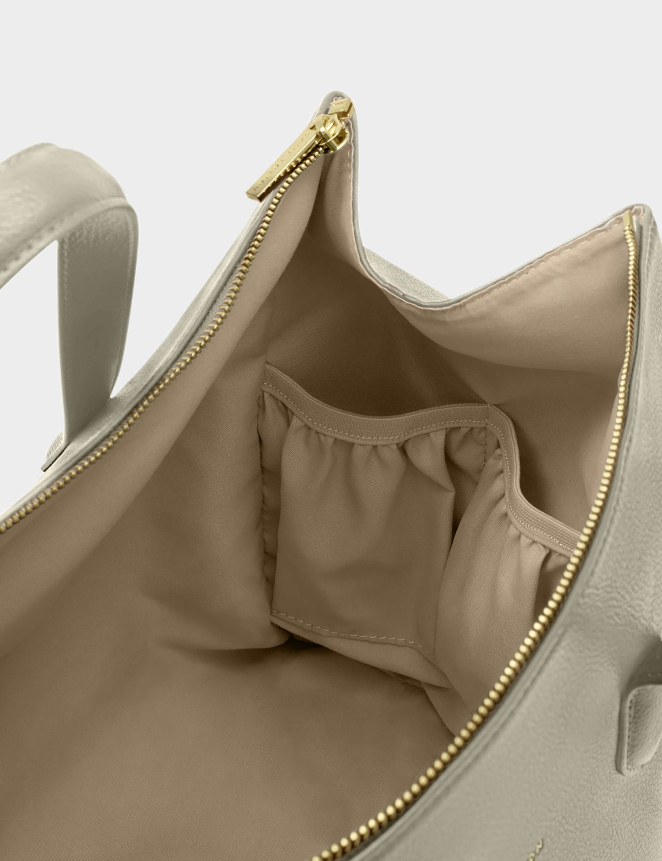 Faux Leather Weekend Cabin Bag 6 of 7