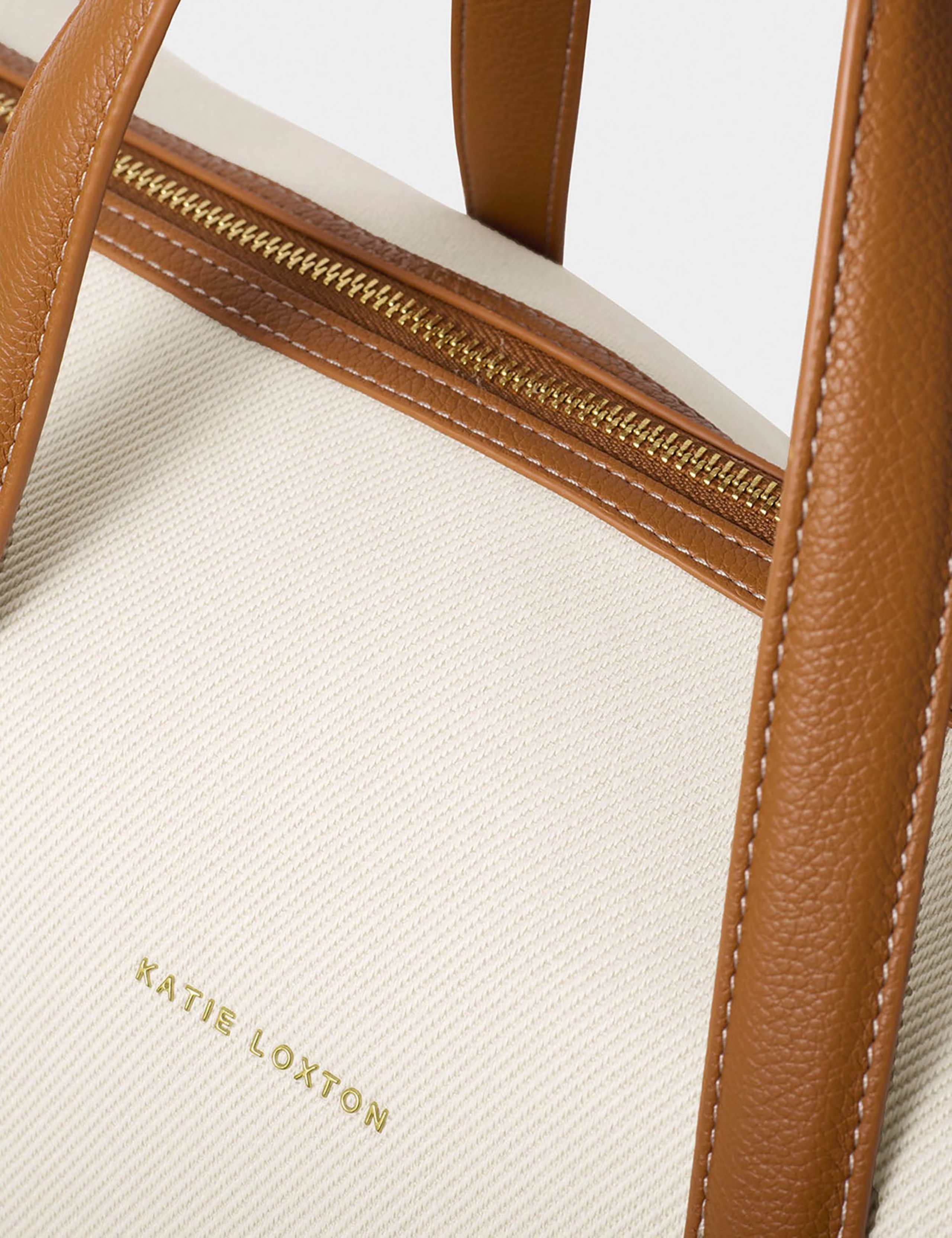 Canvas Cabin Weekend Bag 8 of 9