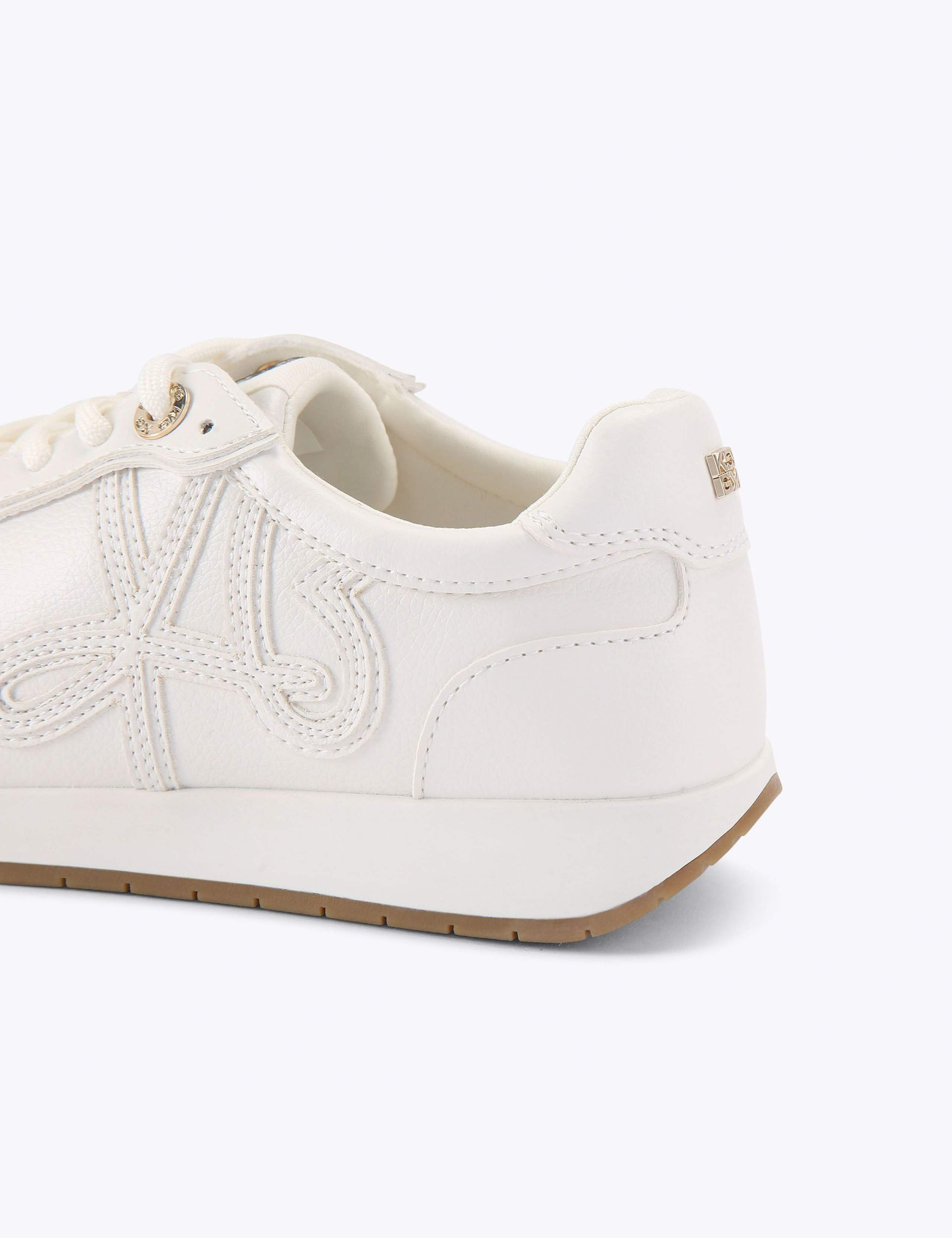 Side Detail Trainers 5 of 5