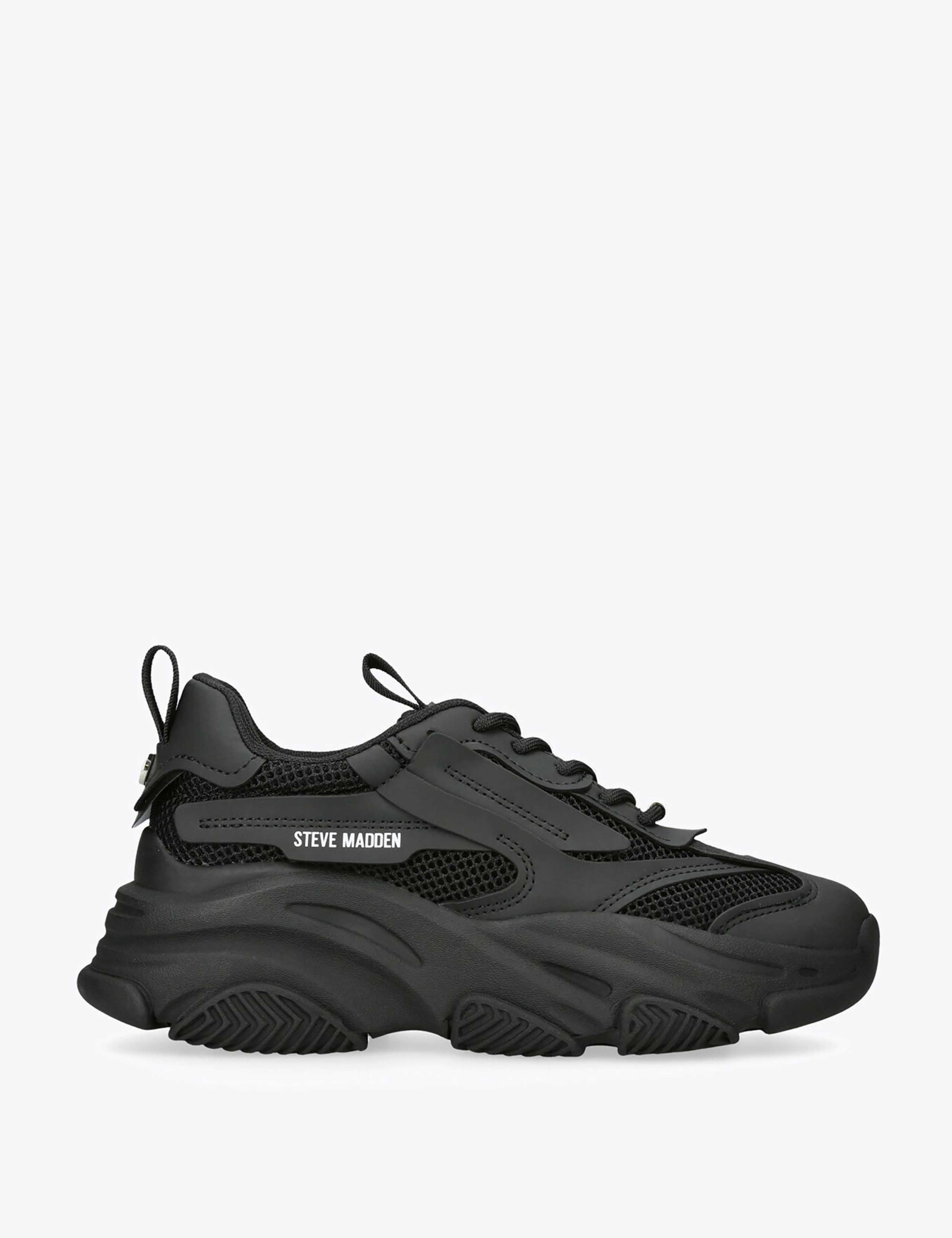 Possession-E 001 Trainers 1 of 4