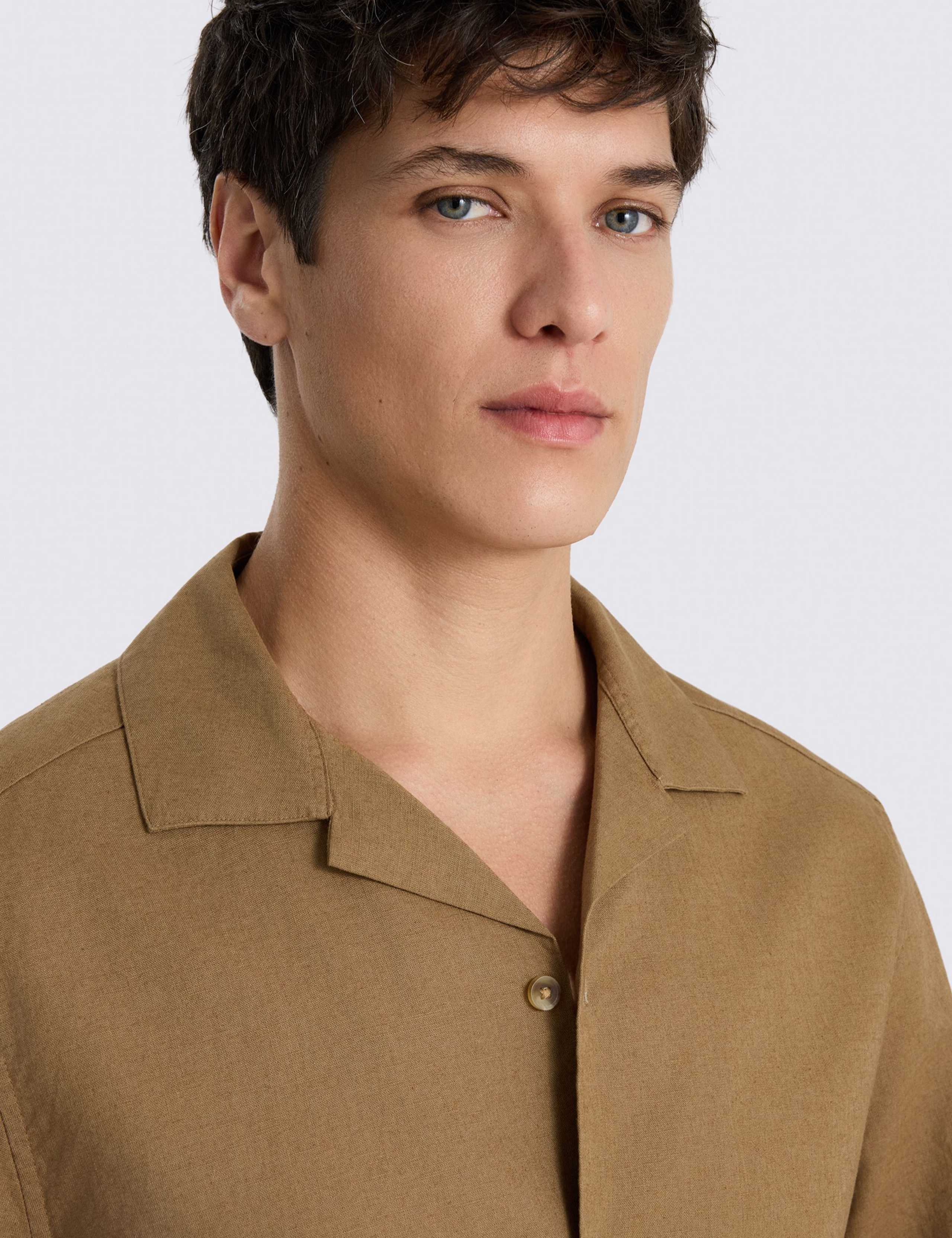 Cotton Linen Blend Short Sleeve Shirt 4 of 4