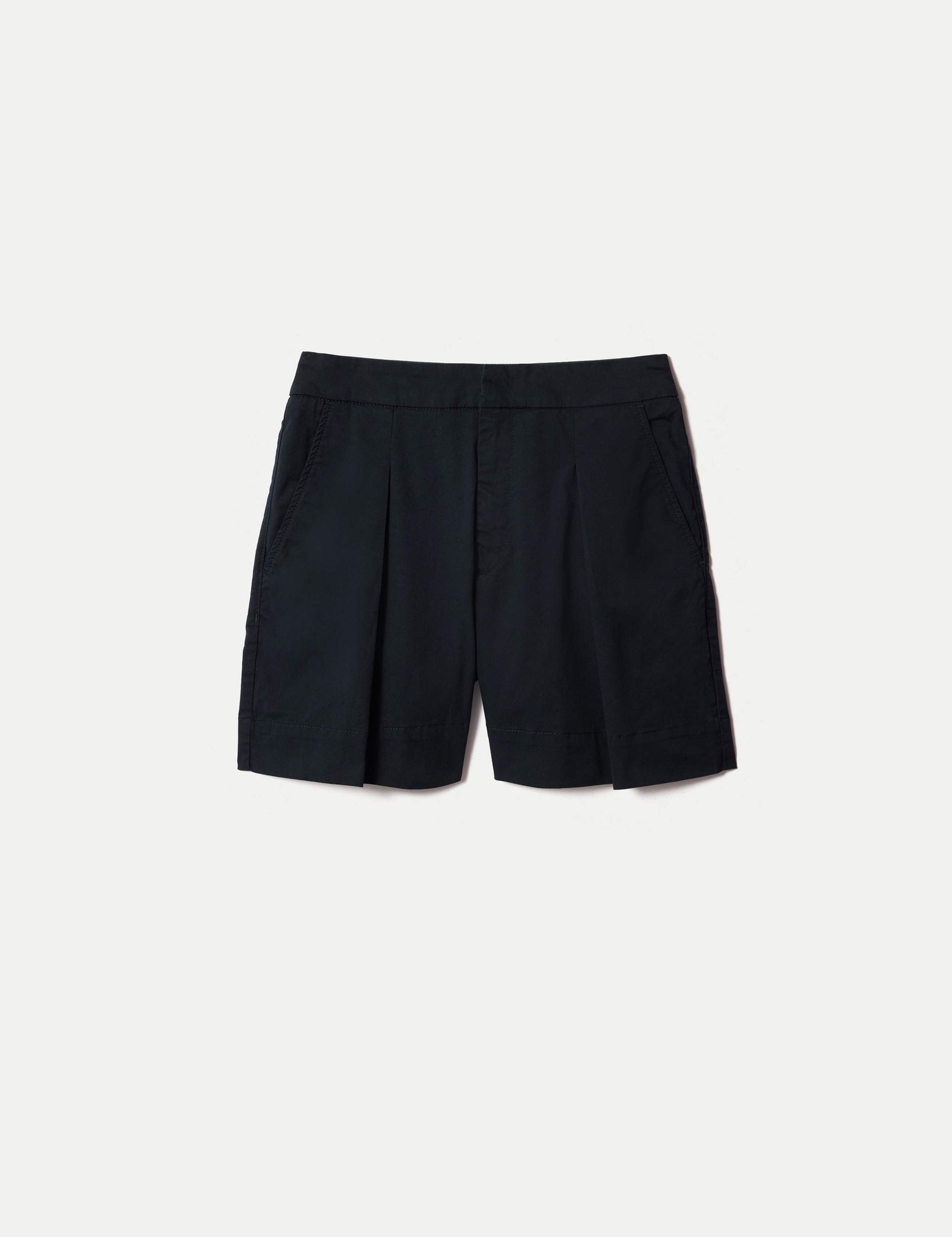 Cotton Rich Pleat Front Chino Shorts 2 of 5