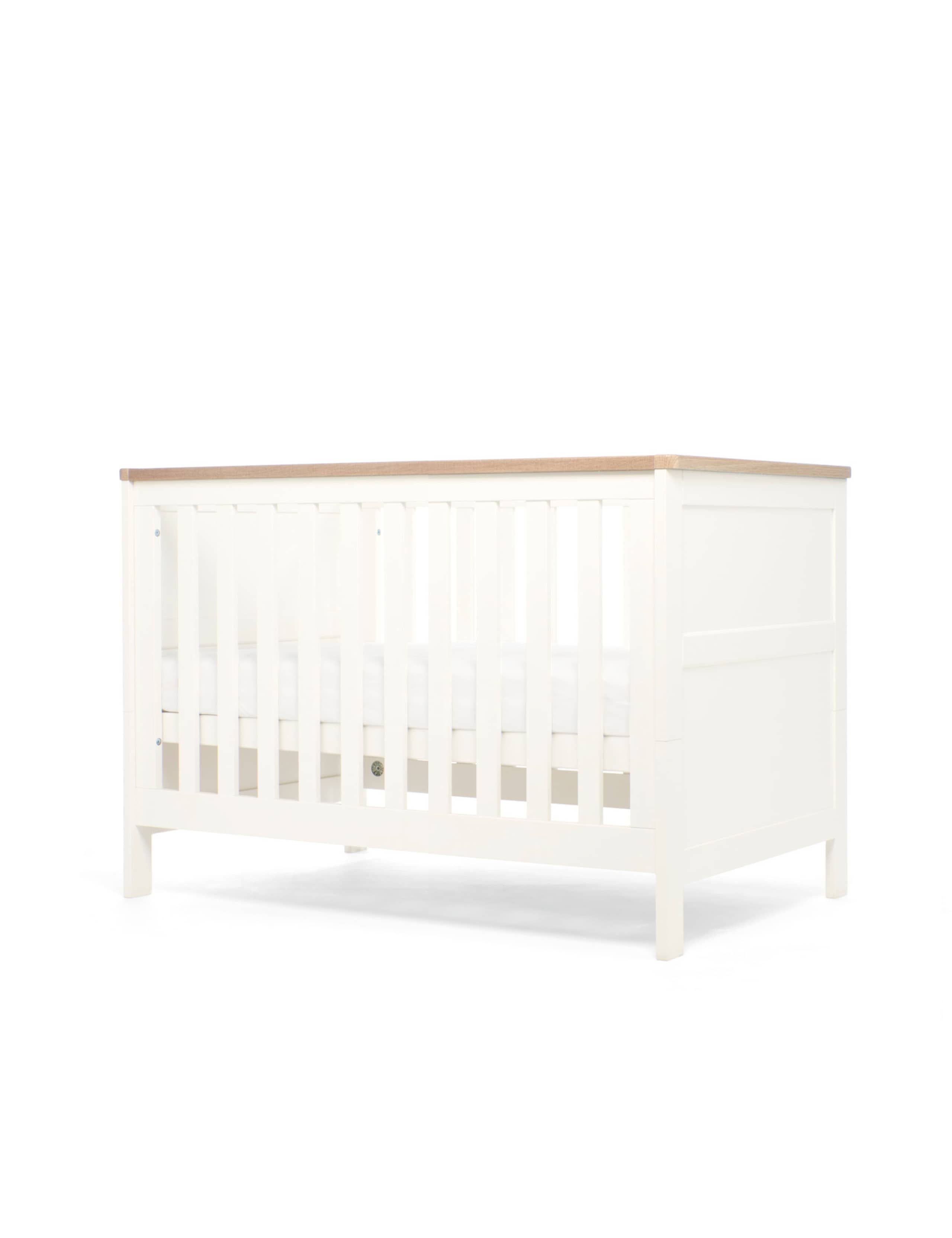 Wedmore Small Cotbed 2 of 4