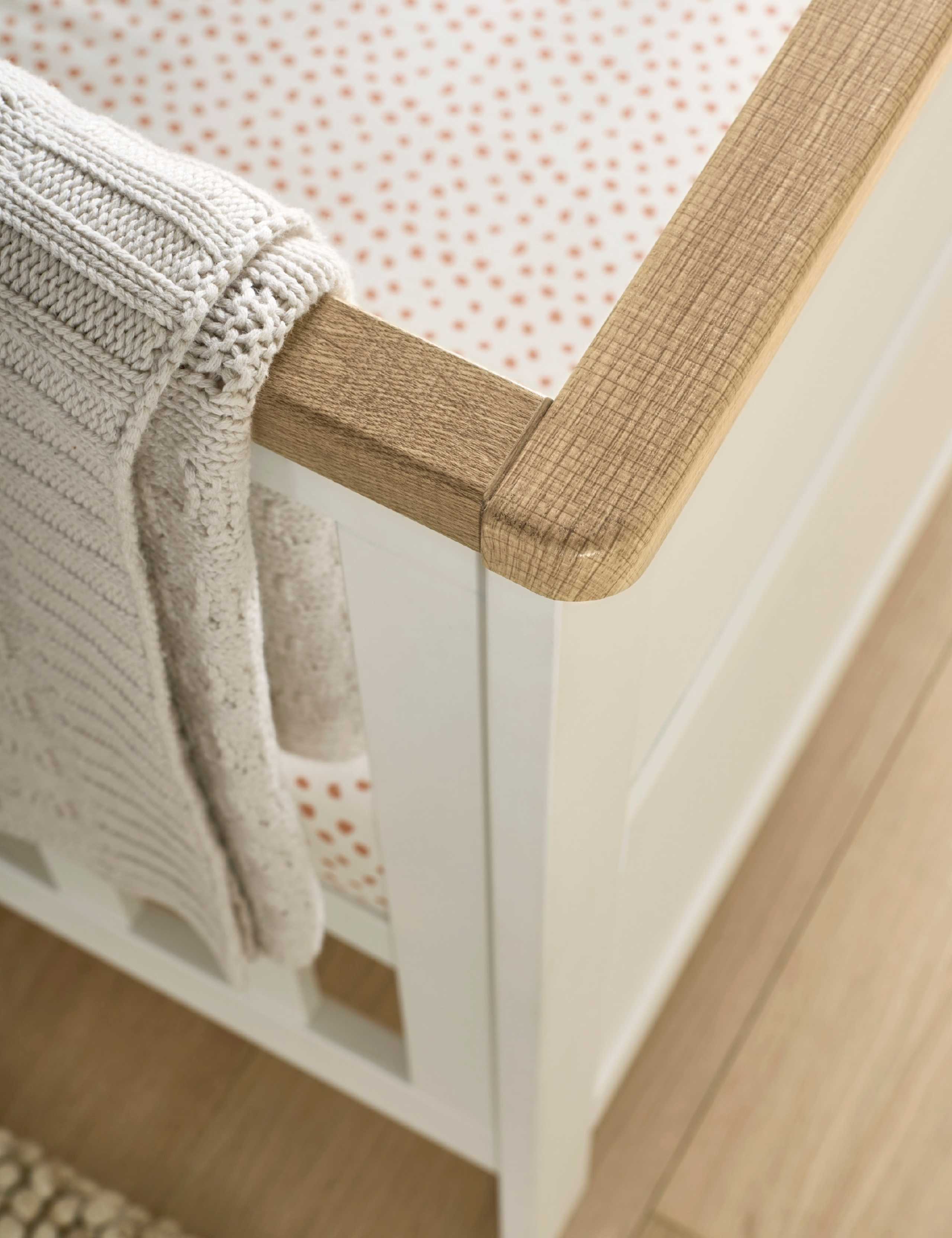 Wedmore Cot Bed - White Oak 5 of 5