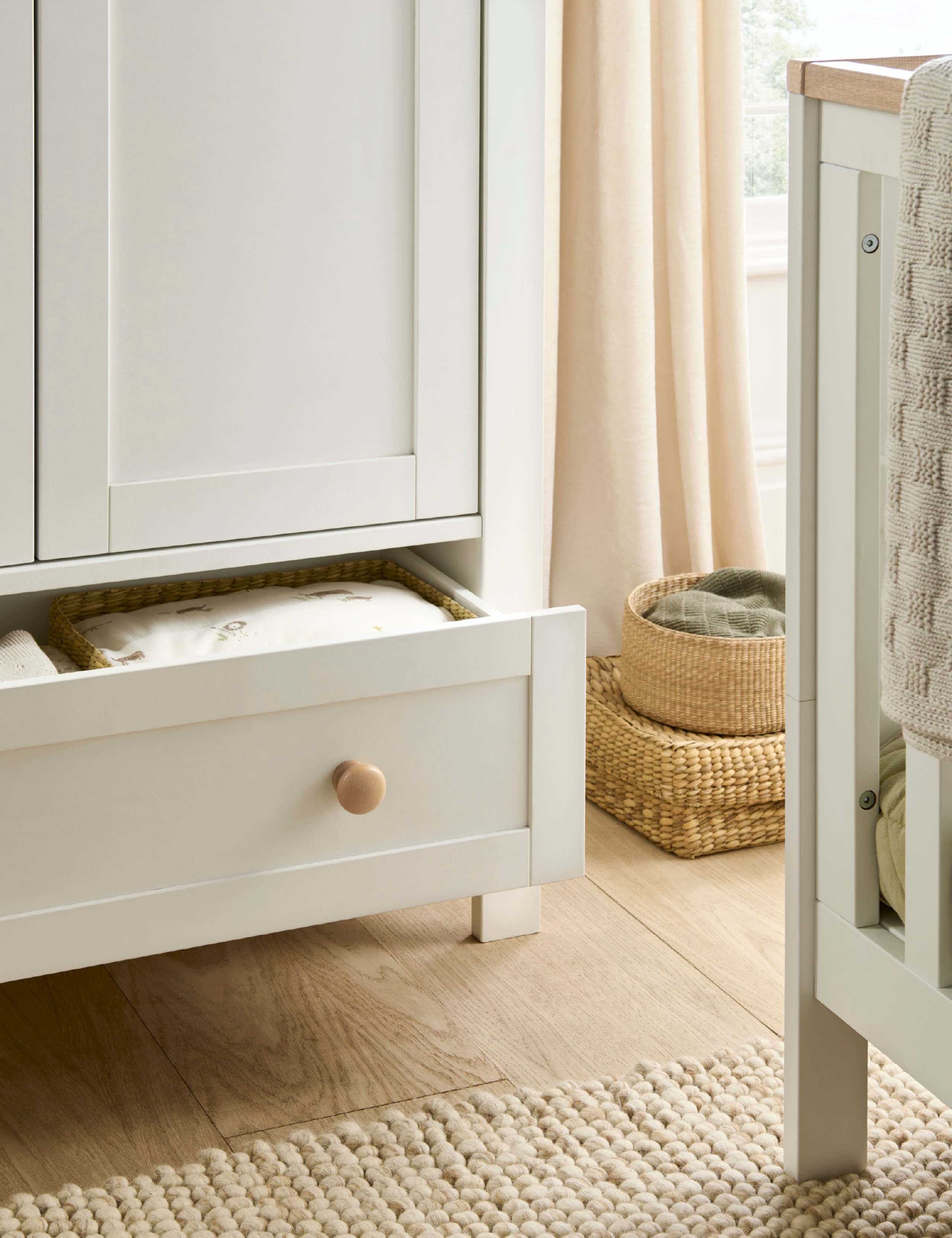 Wedmore Wardrobe - White Oak 3 of 3