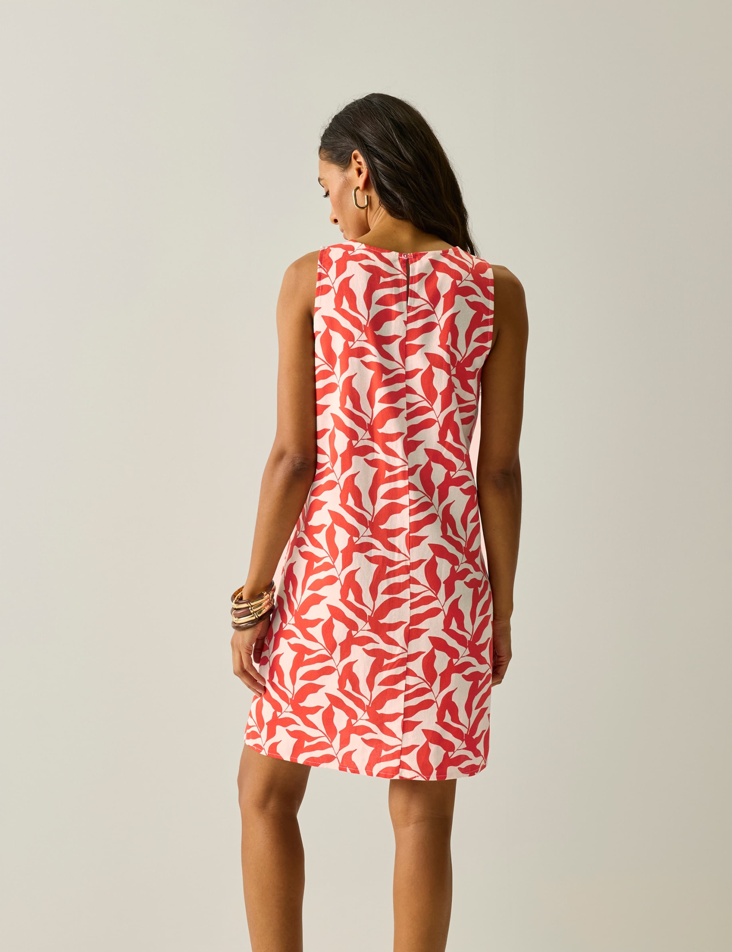 Leaf Print Knee Length Shift Dress with Linen 4 of 6