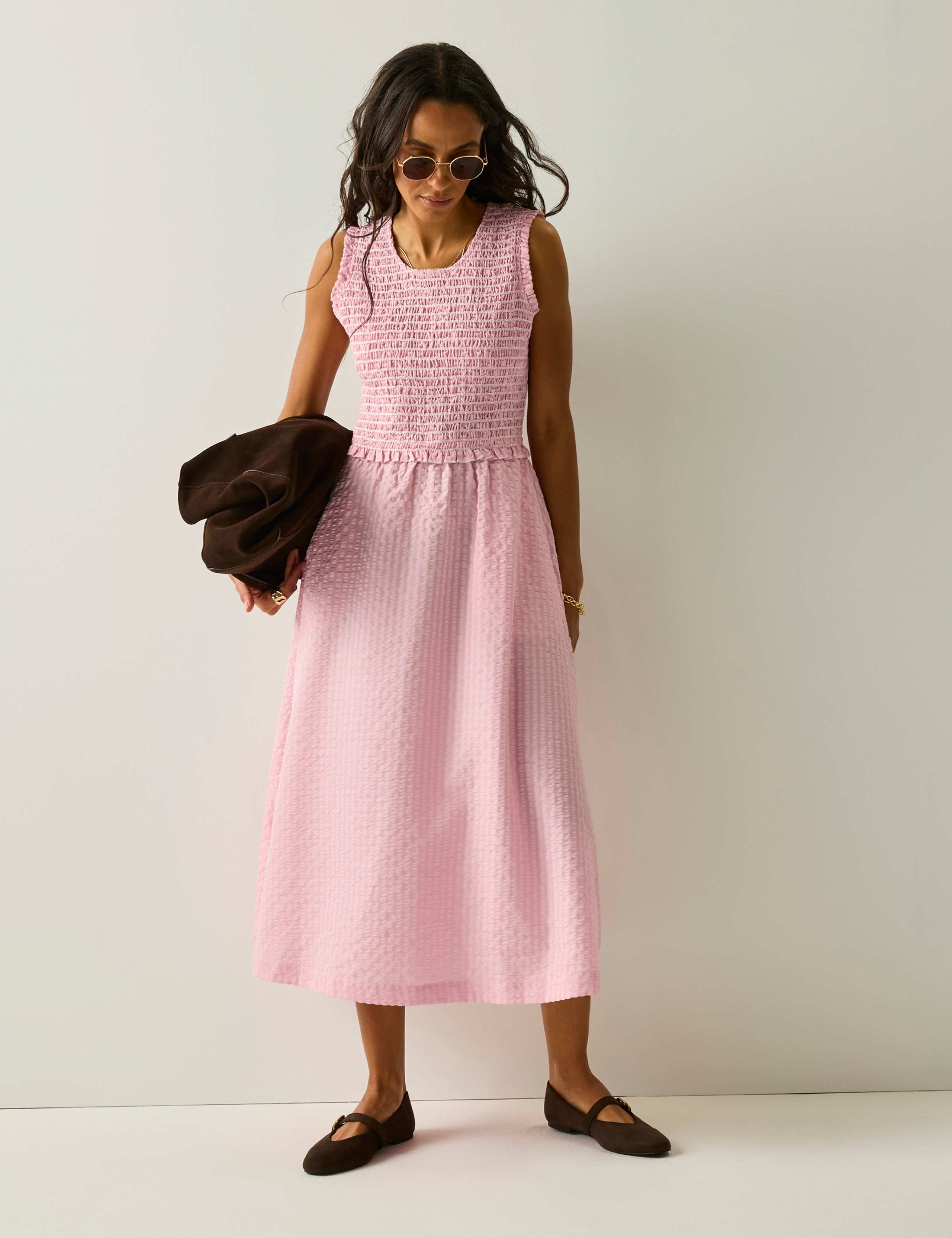 Textured Round Neck Midi Shirred Dress 5 of 7