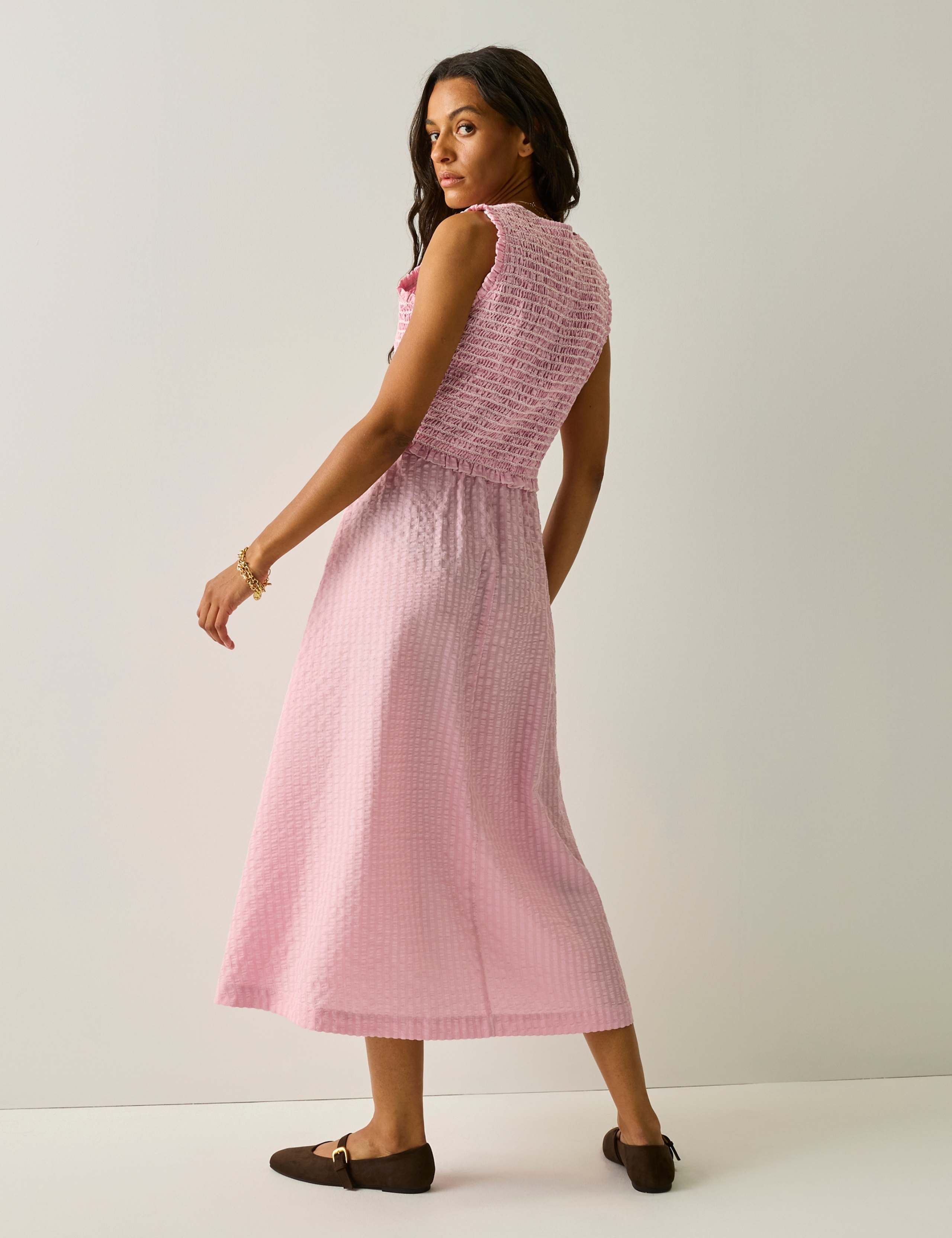 Textured Round Neck Midi Shirred Dress 7 of 7