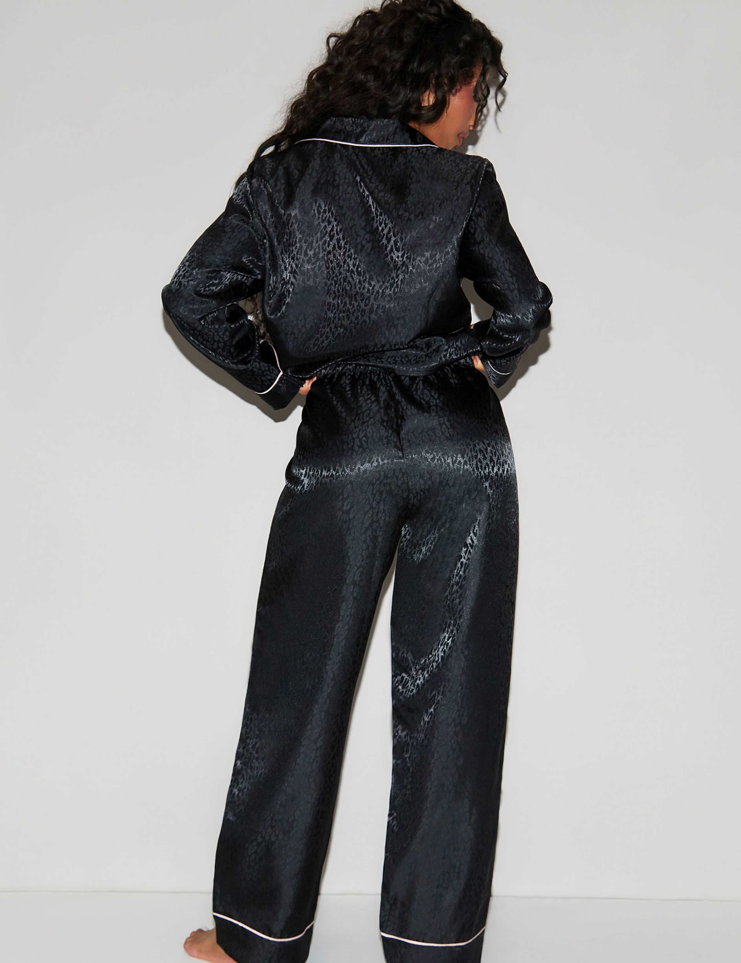 Satin Leopard Jacquard Revere Pyjama Set 5 of 6