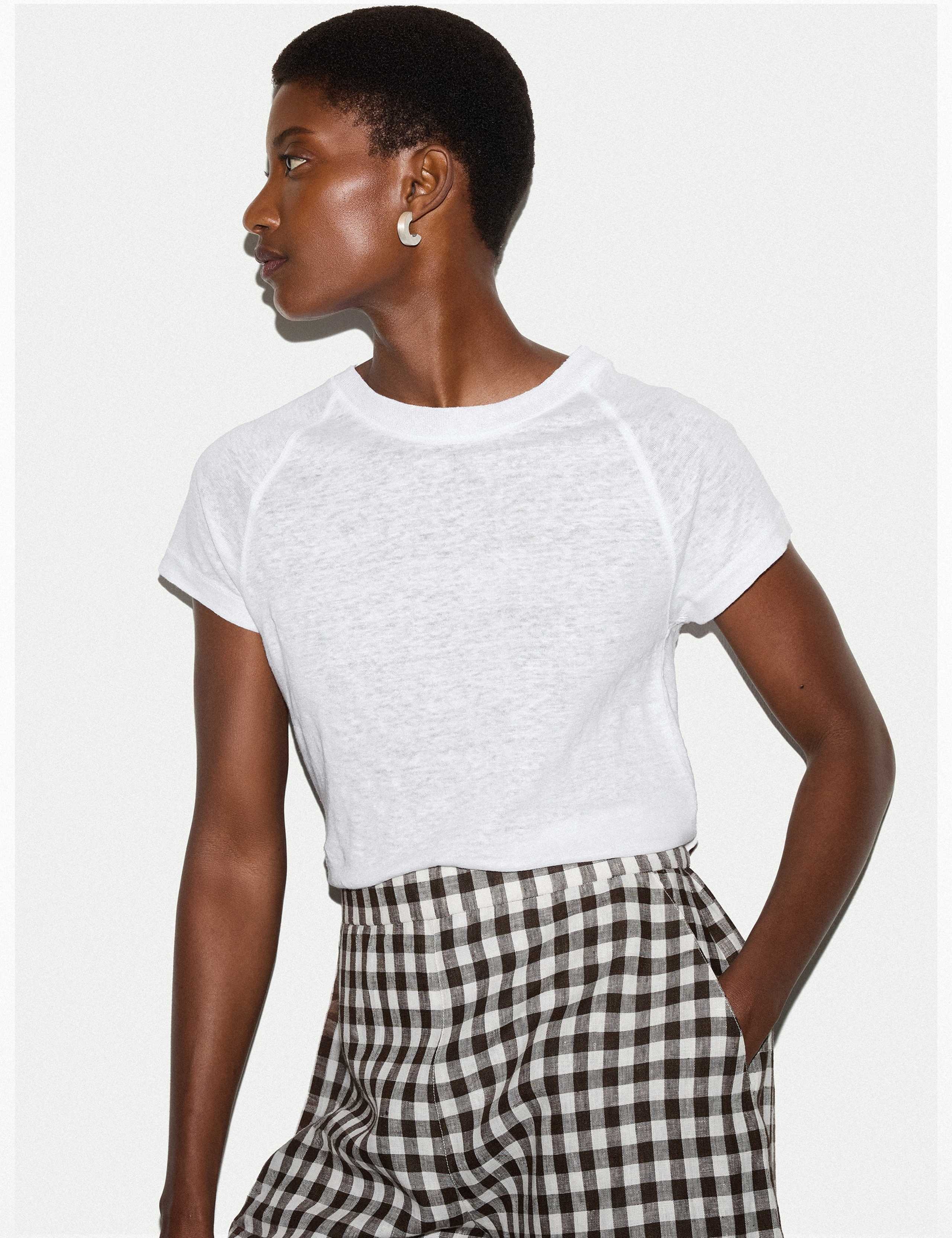 Pure Linen Round Neck T-Shirt 3 of 6