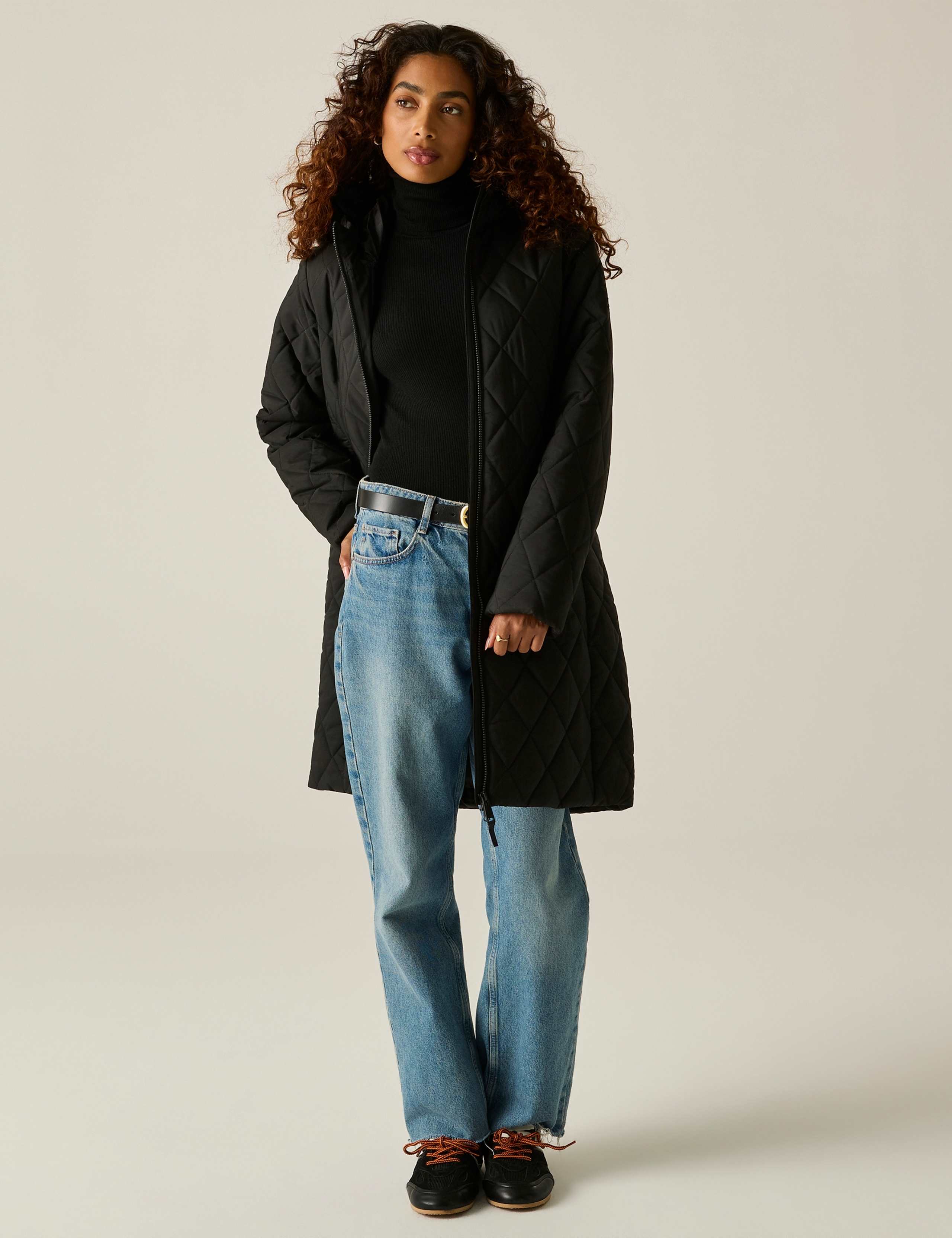Fionne Water Repellent Quilted Hooded Jacket 5 of 7