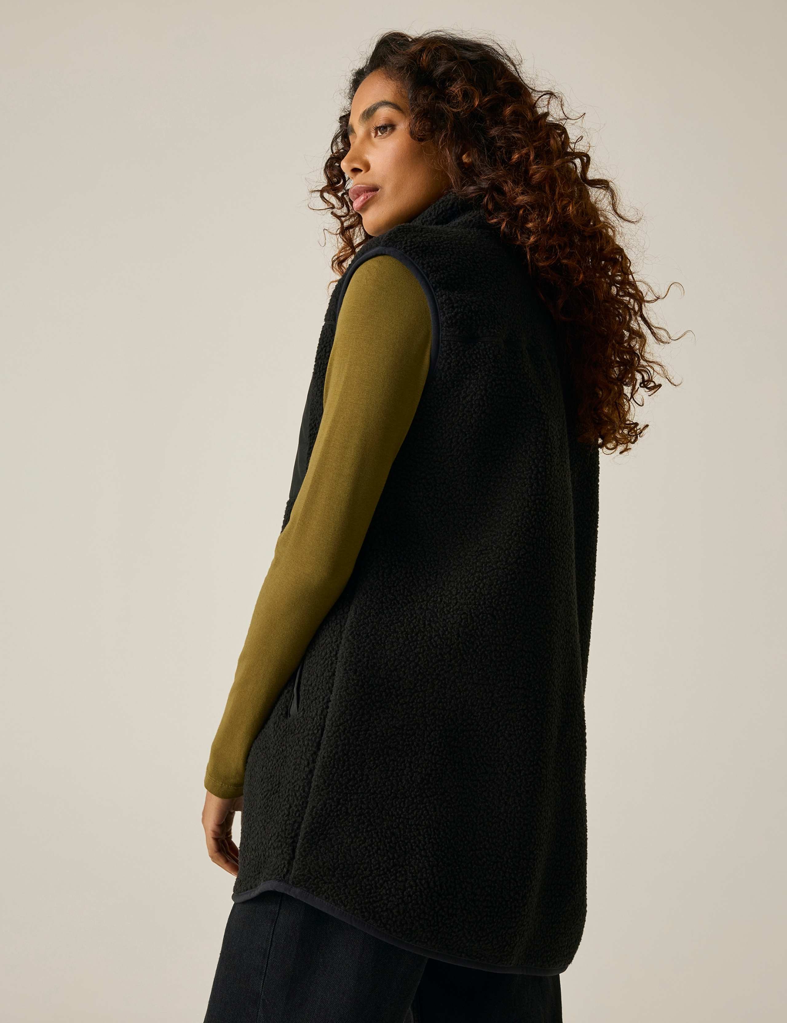 Frankie Borg Funnel Neck Longline Gilet 6 of 7