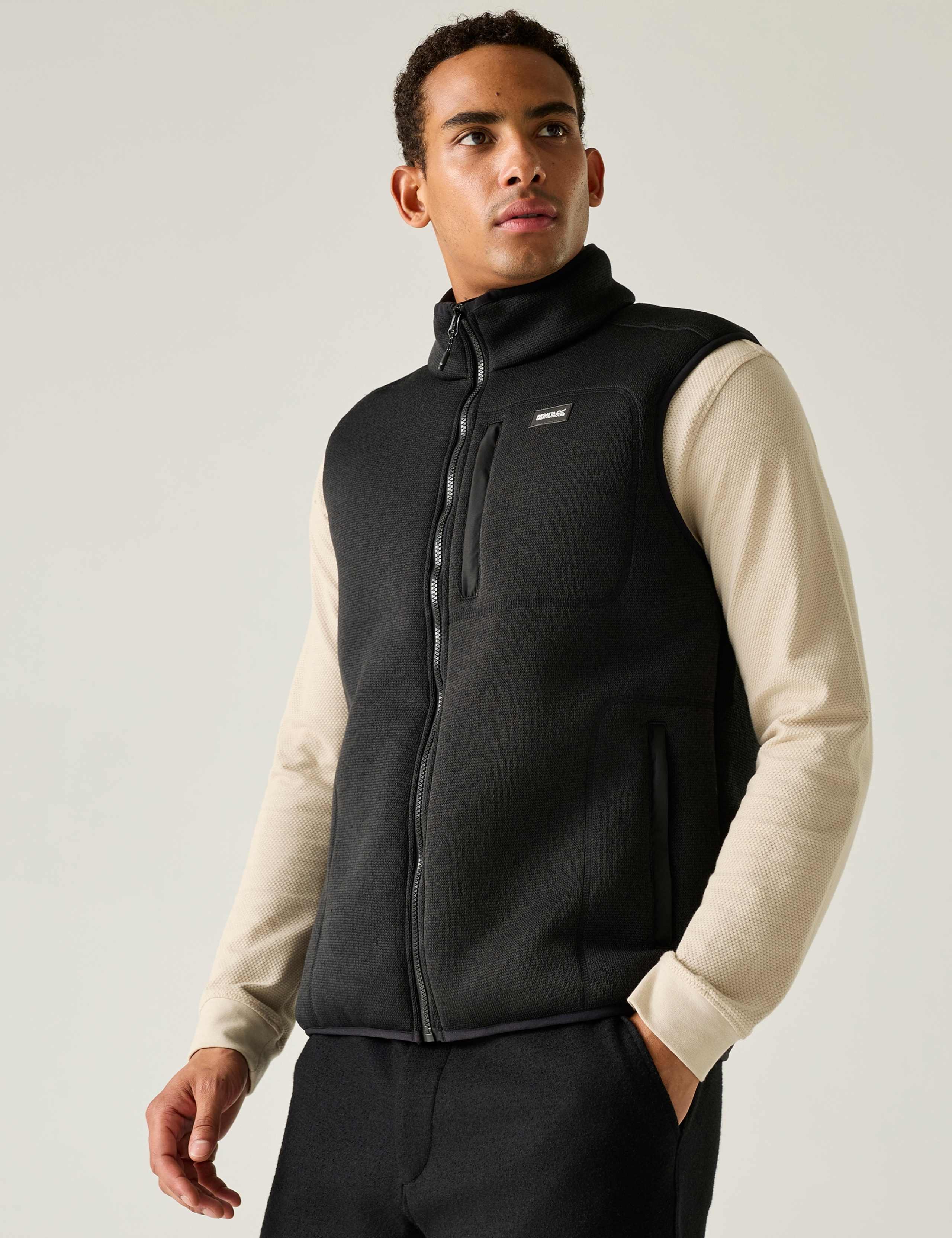 Barlee Gilet 1 of 7