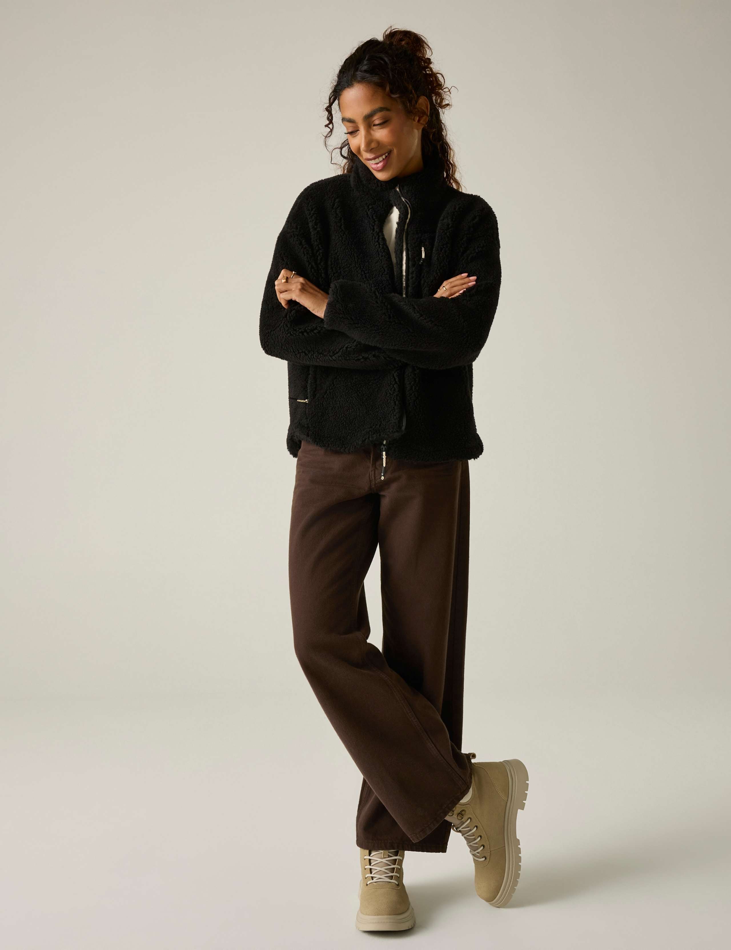 Roswind Funnel Neck Fleece Top 3 of 7