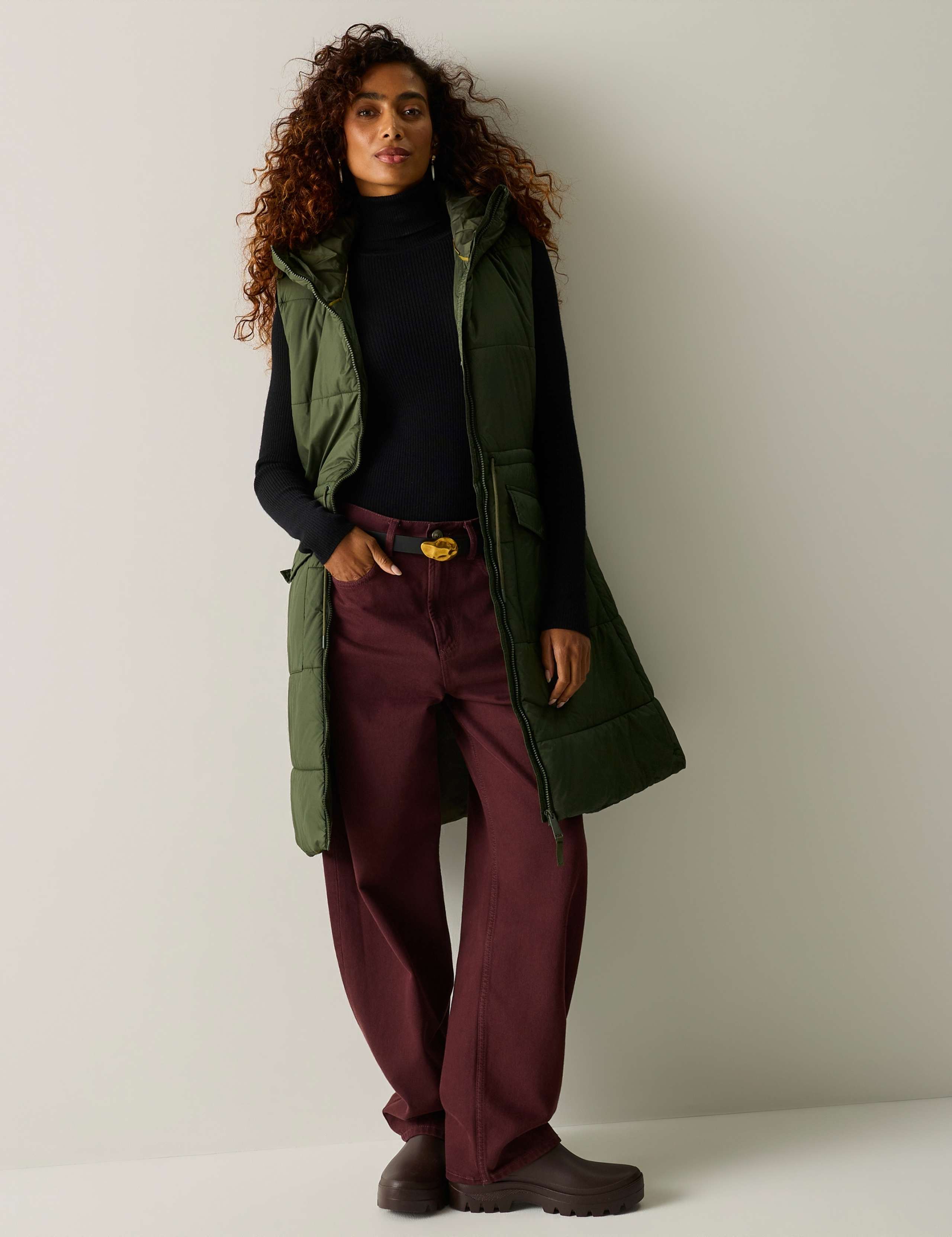 Hooded Longline Quilted Gilet 4 of 6