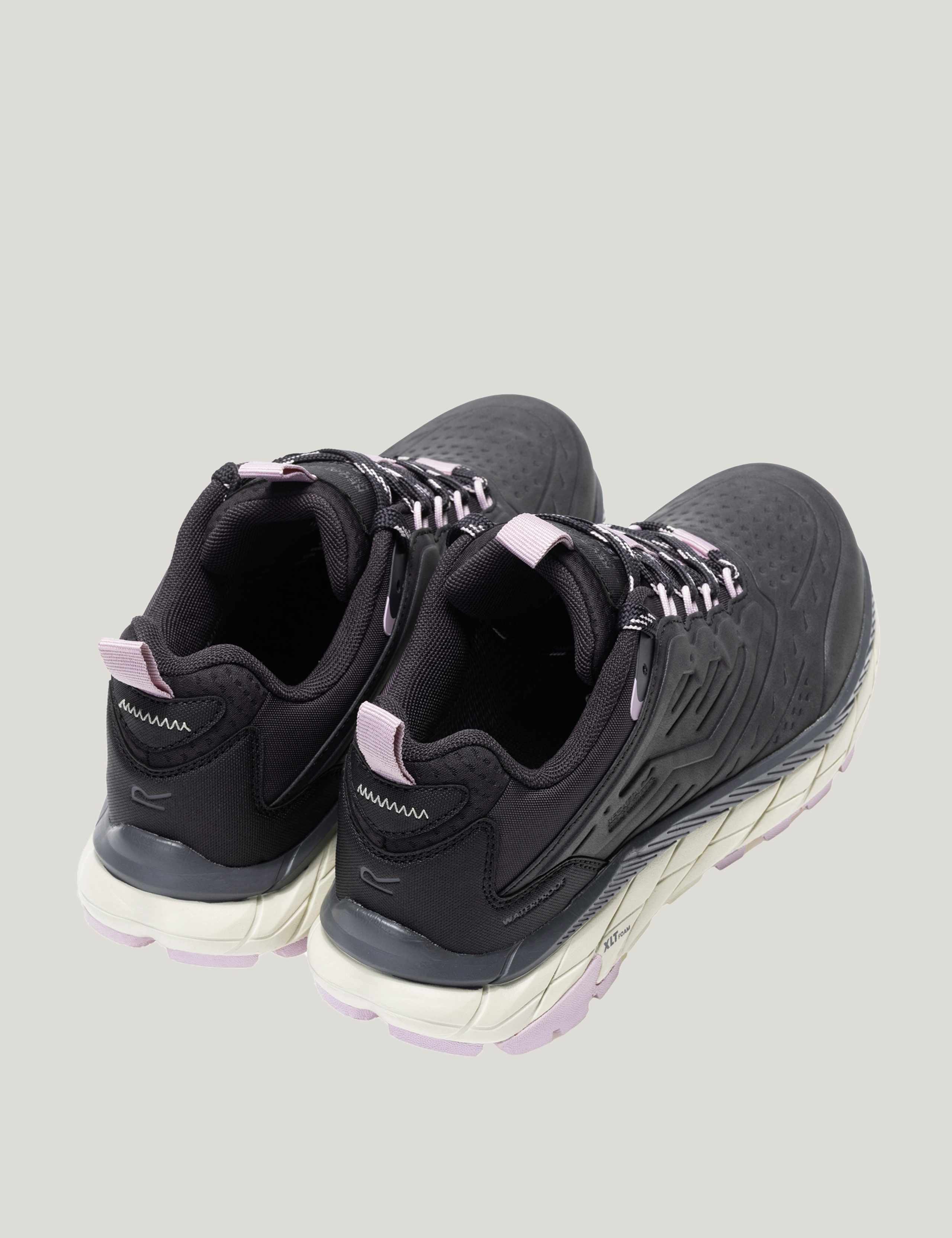 Derino Low Waterproof Walking Trainers 7 of 9